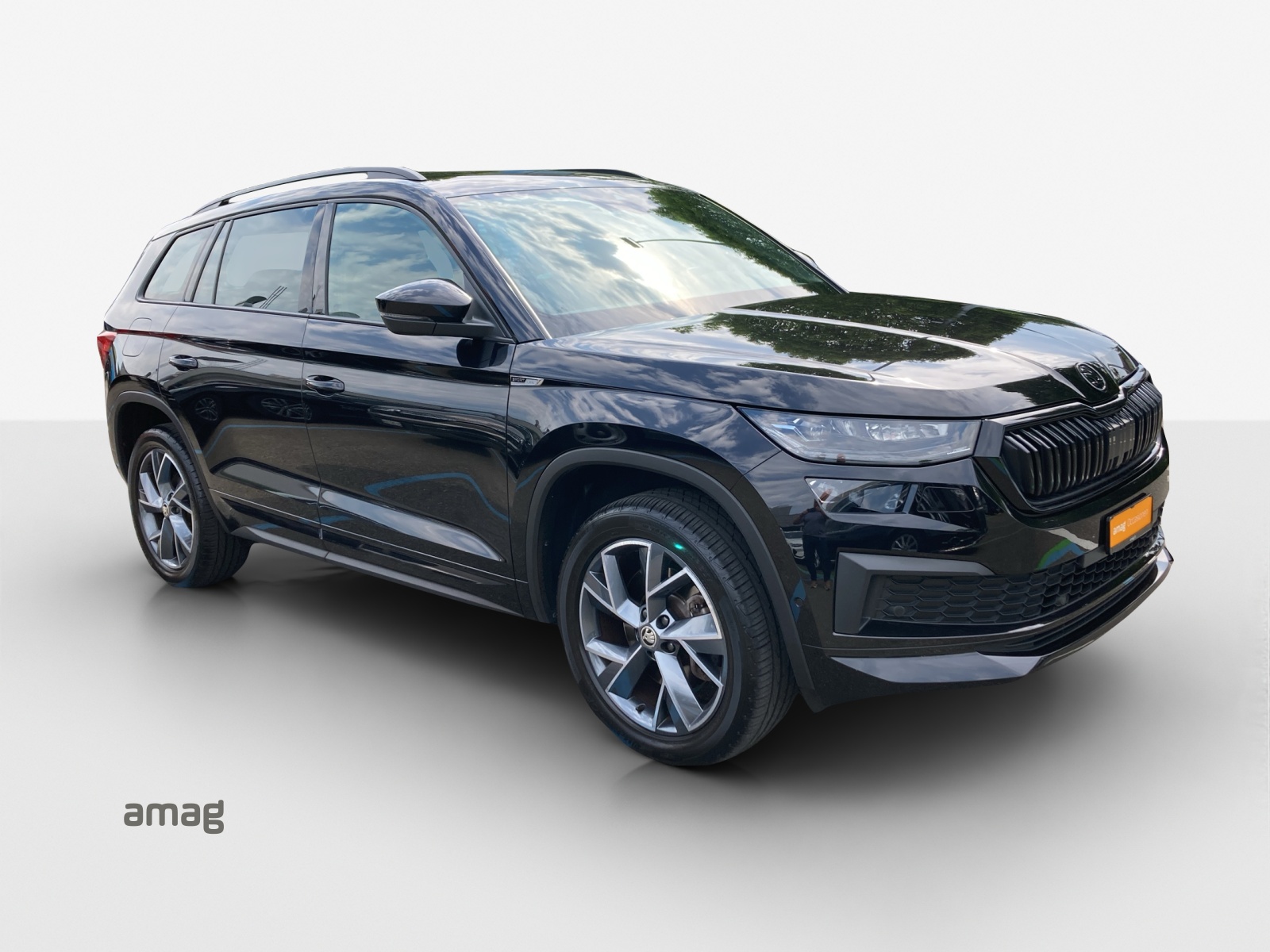 SKODA Kodiaq 2.0 TSI 4x4 SportLine-image-5