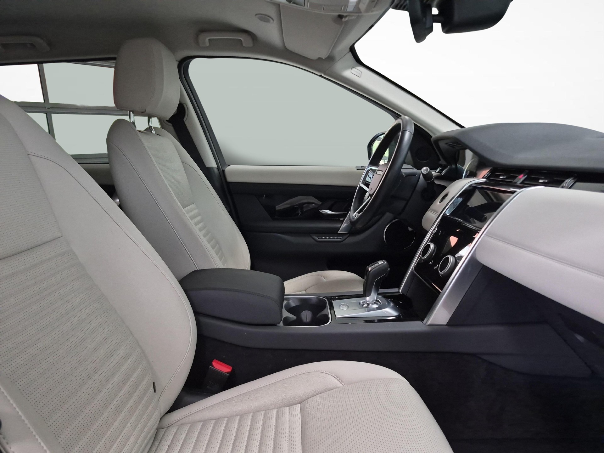 LAND ROVER Discovery Sport 1.5 T 300e SE-image-10