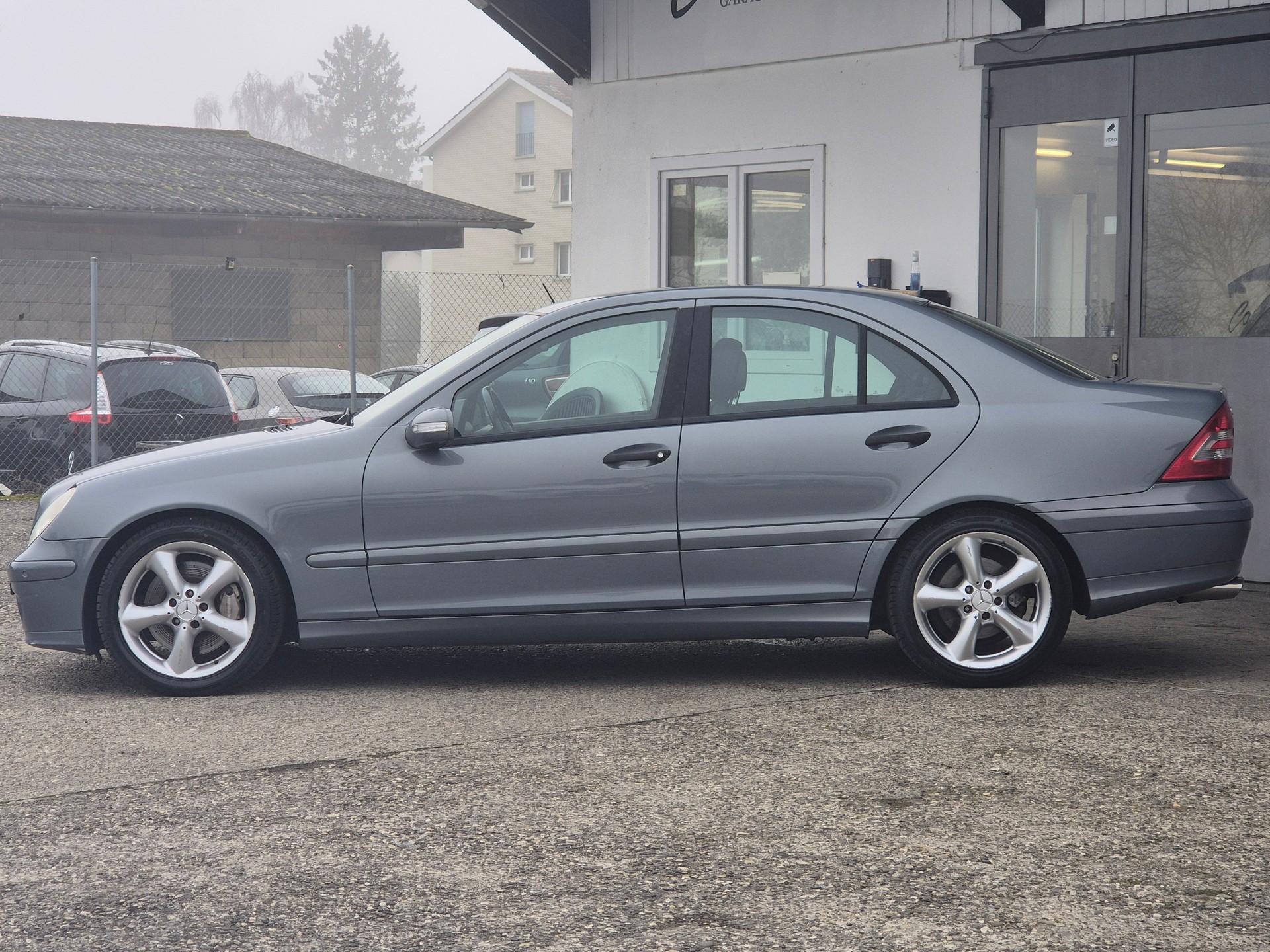 MERCEDES-BENZ C 200 Kompressor Avantgarde-image-9