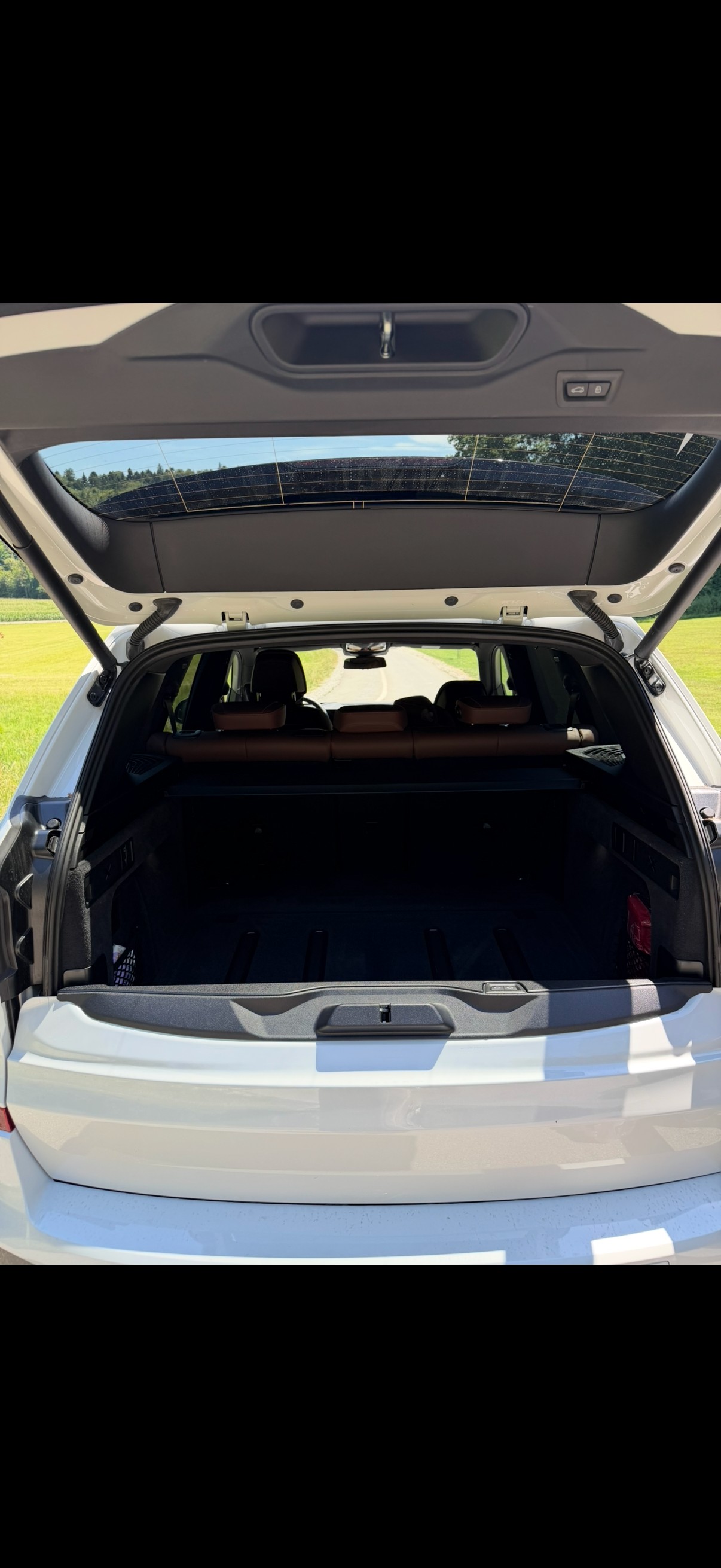 BMW 40i xDrive SAG-image-12