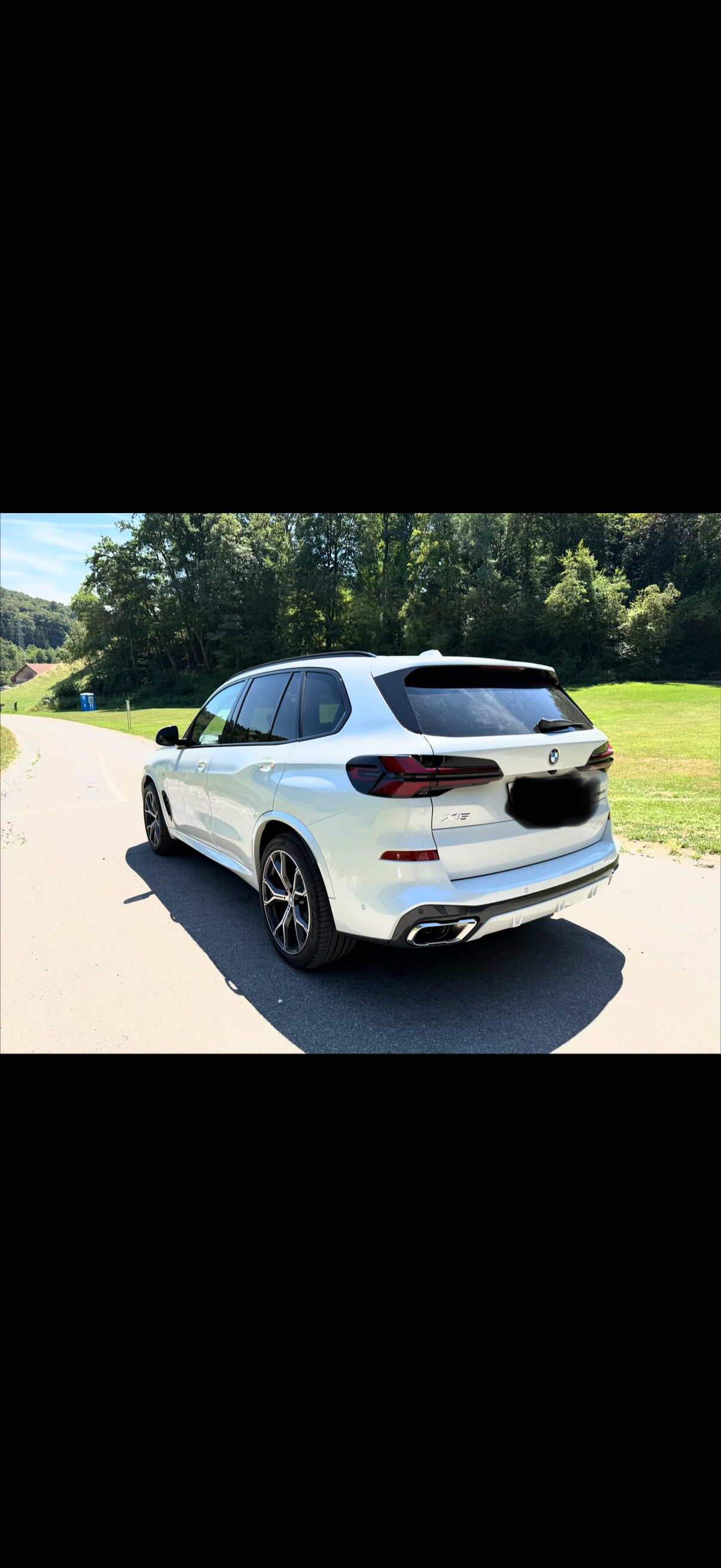 BMW 40i xDrive SAG-image-1