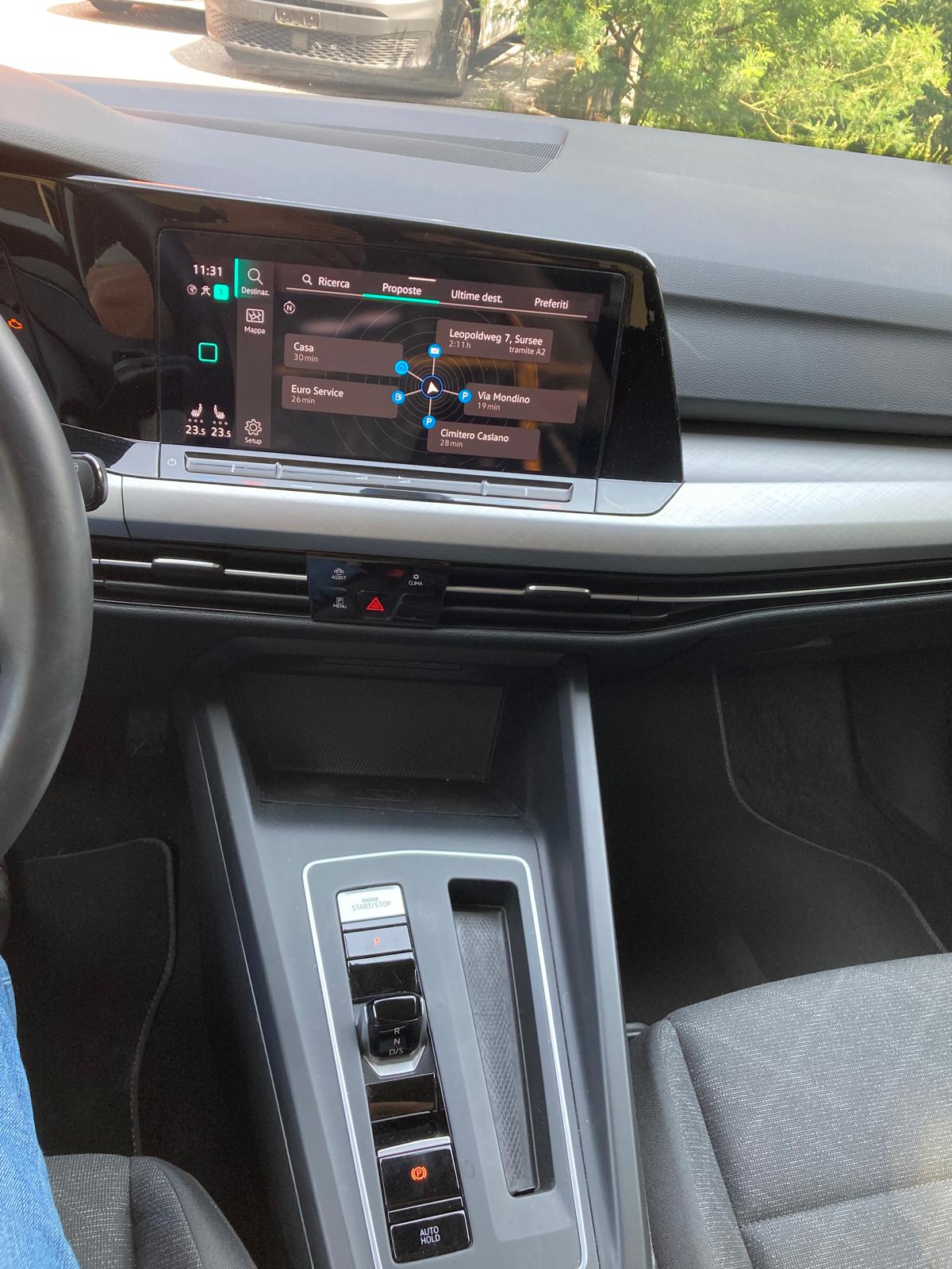 VW Golf 1.0 eTSI mHEV ACTLife DSG-image-11