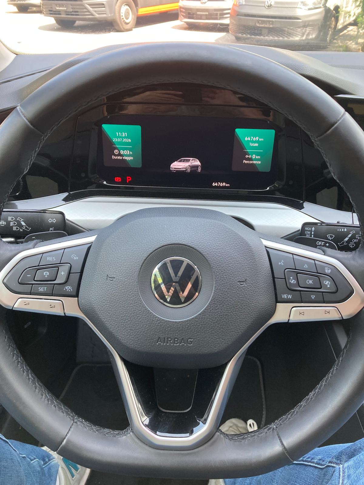 VW Golf 1.0 eTSI mHEV ACTLife DSG-image-13
