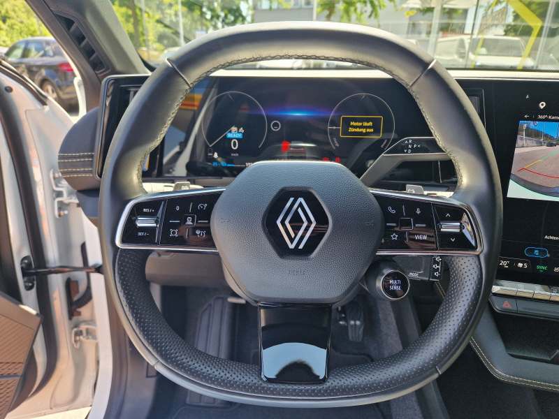 RENAULT Mégane-image-5