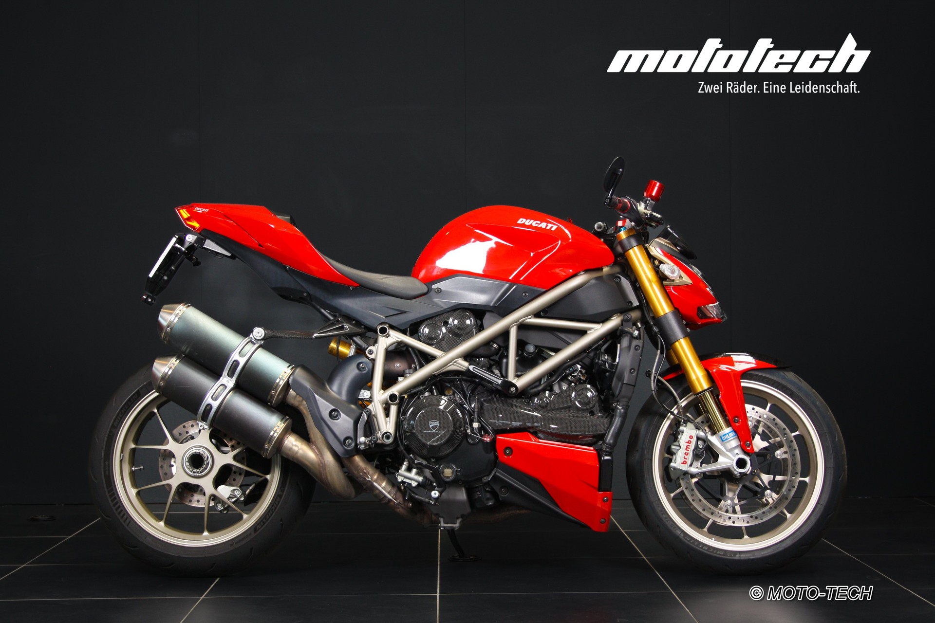 DUCATI Streetfighter 1099 S-showroom-element-1
