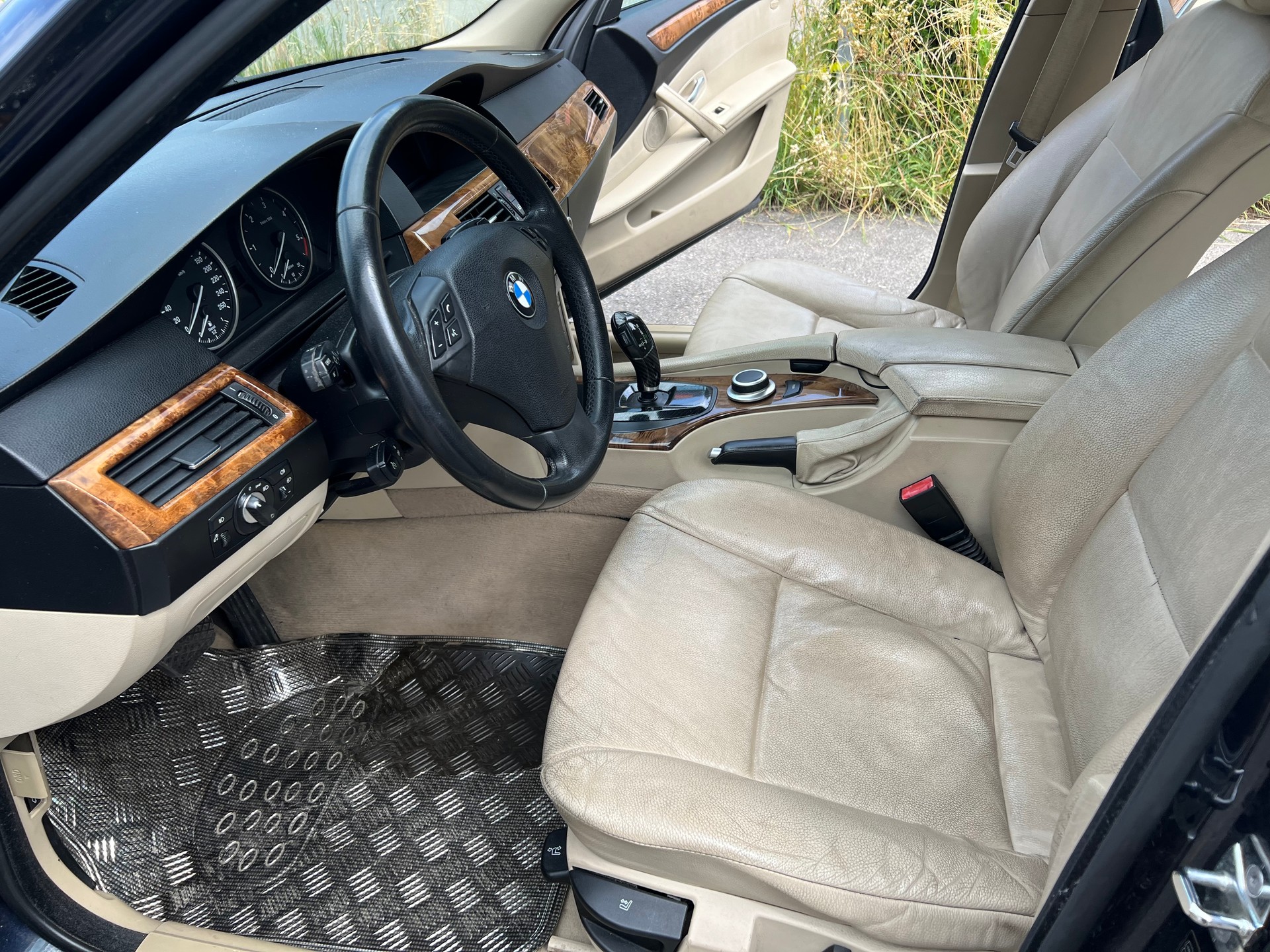 BMW 525d Steptronic-image-8