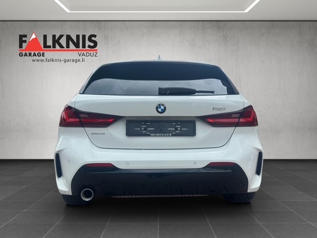 BMW 118i M Sport Steptronic-image-4