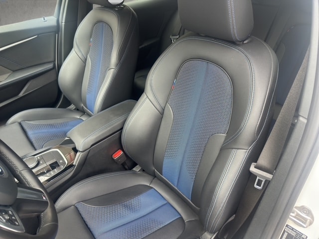 BMW 118i M Sport Steptronic-image-8
