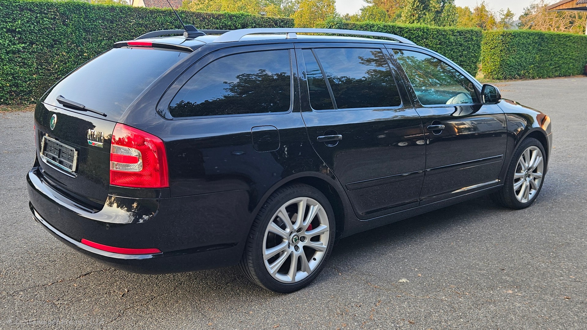 SKODA 2.0 TDI 170 DPF RS-image-3