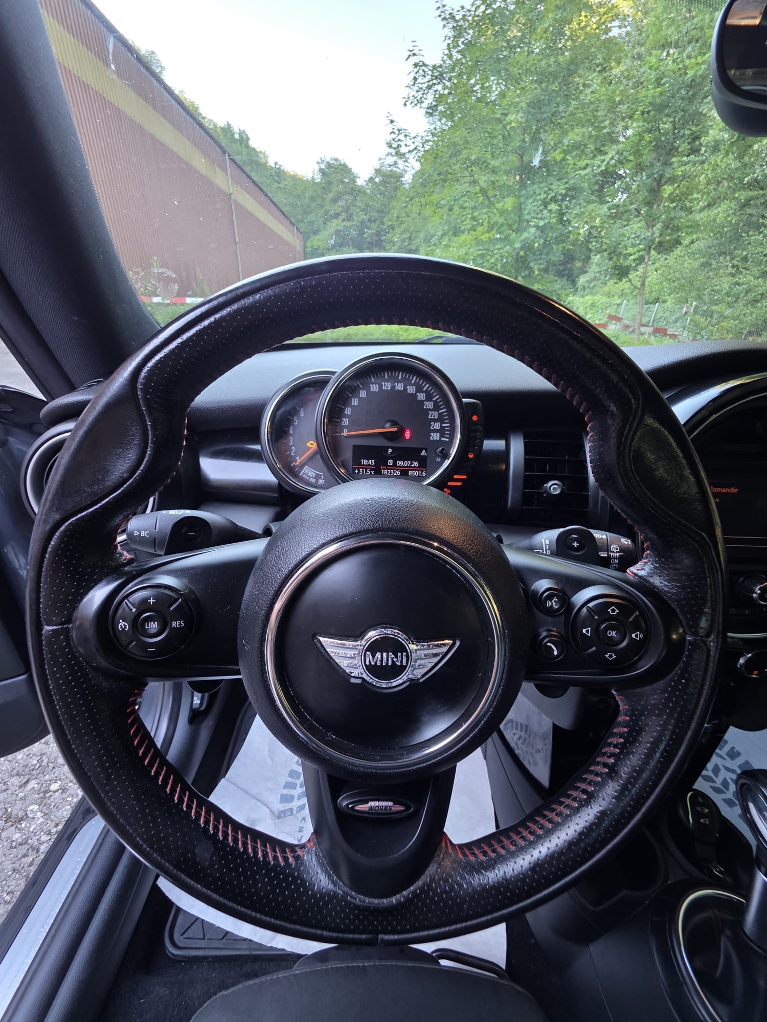 MINI Cooper S Trafalgar Steptronic-image-9