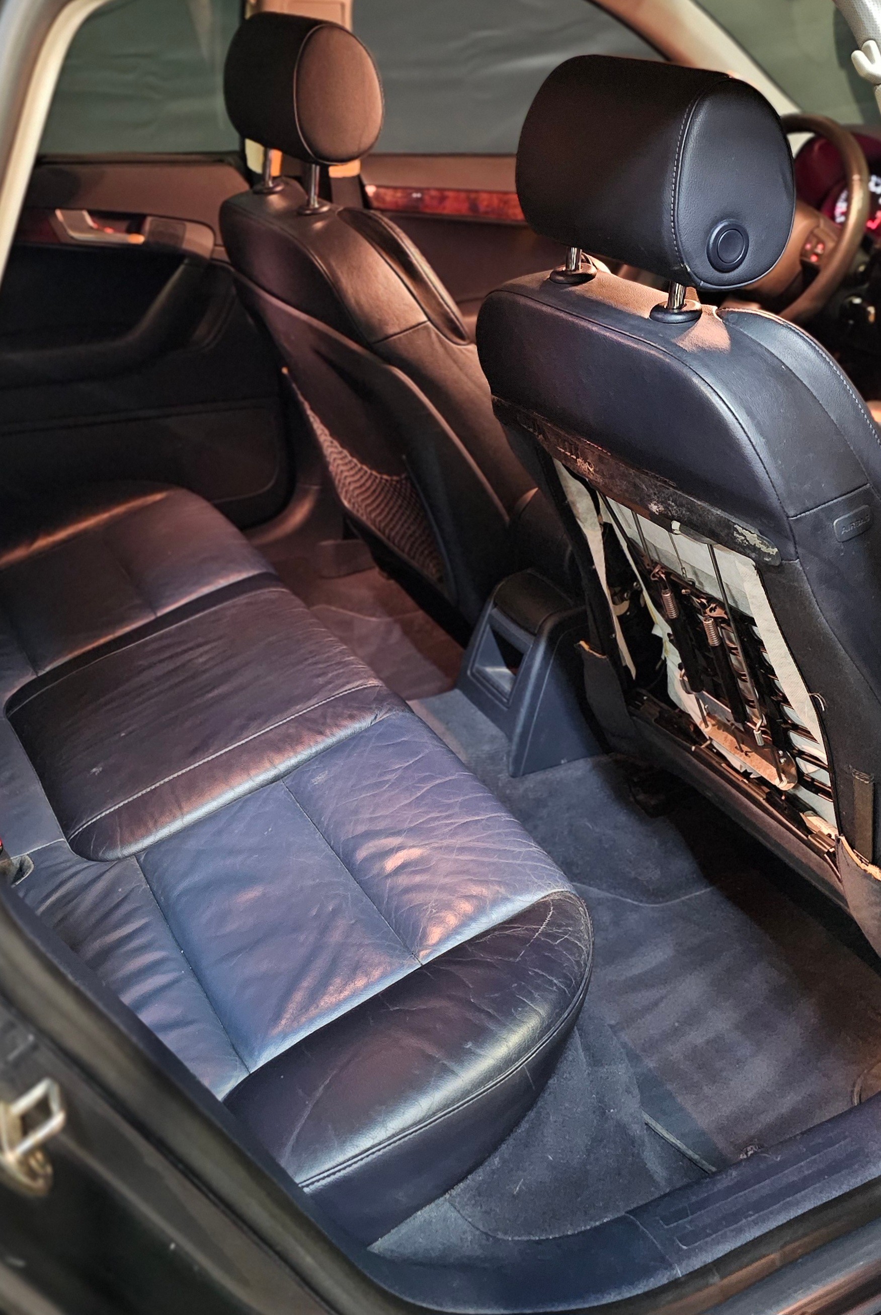 AUDI A3 Sportback 3.2 V6 Ambition quattro-image-15