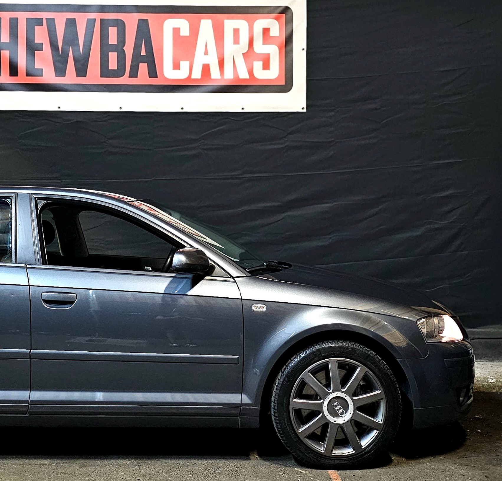 AUDI A3 Sportback 3.2 V6 Ambition quattro-image-6
