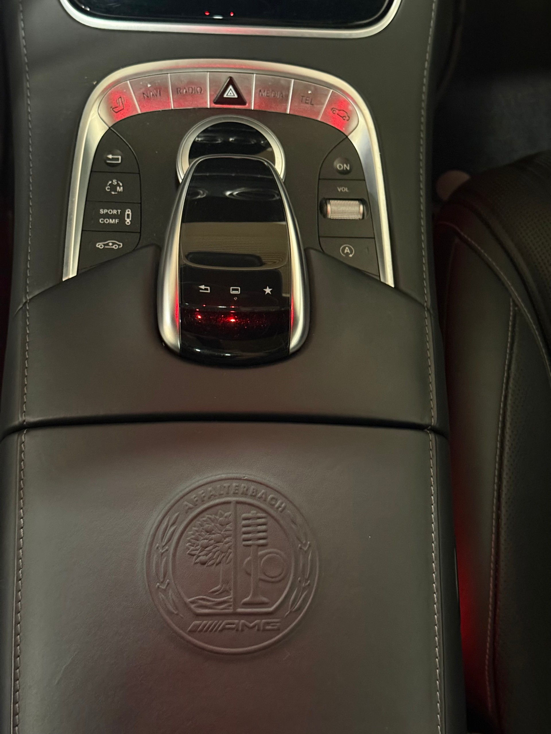 MERCEDES-BENZ S 63 AMG Coupé 4Matic Speedshift MCT-image-11