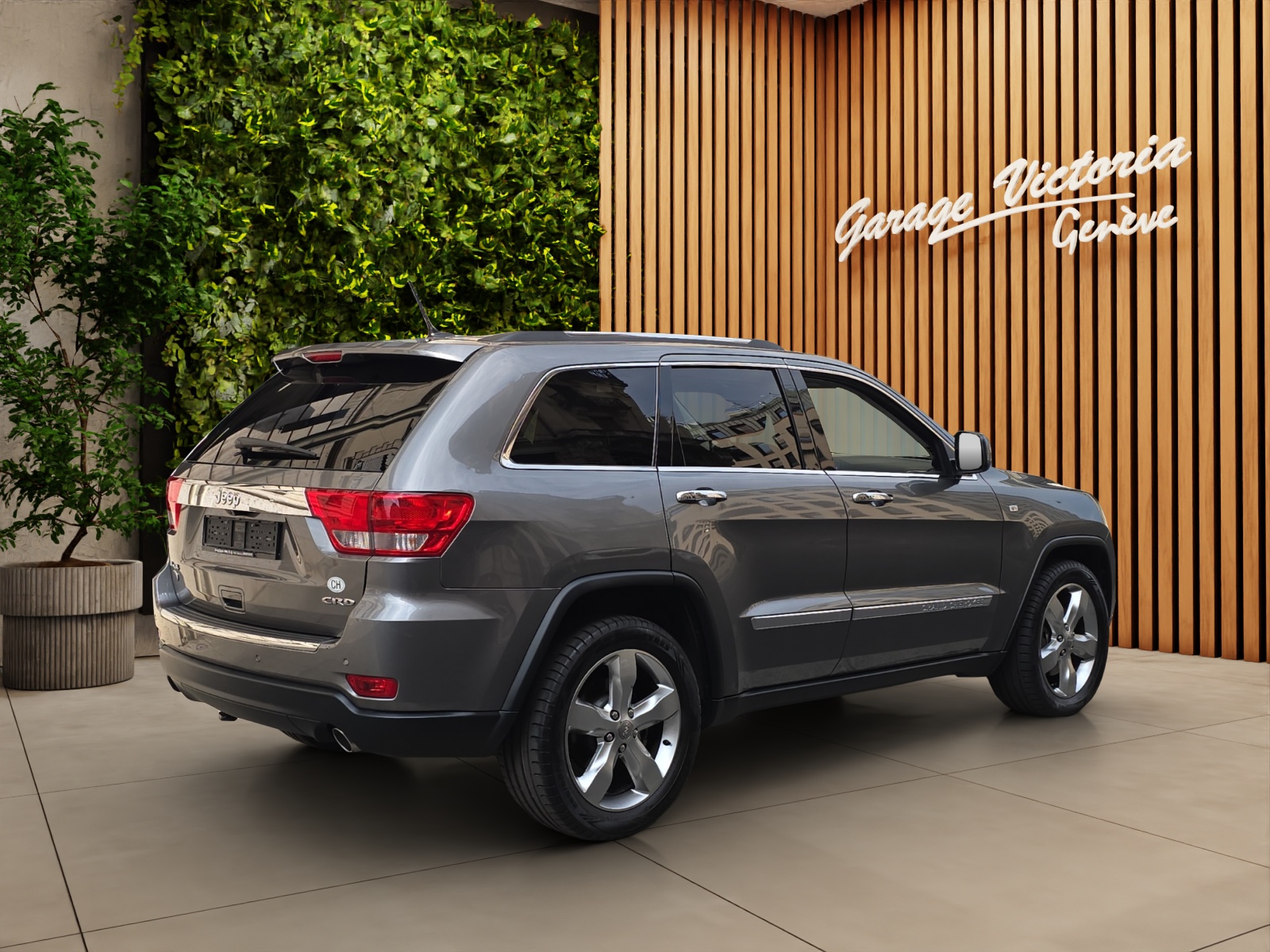 JEEP Grand Cherokee 3.0 CRD Overland Automatic-image-5
