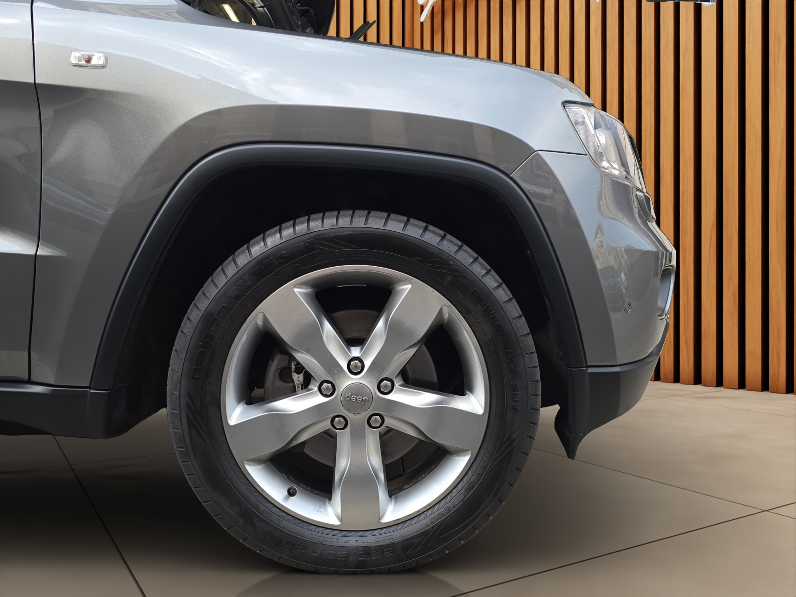 JEEP Grand Cherokee 3.0 CRD Overland Automatic-image-20