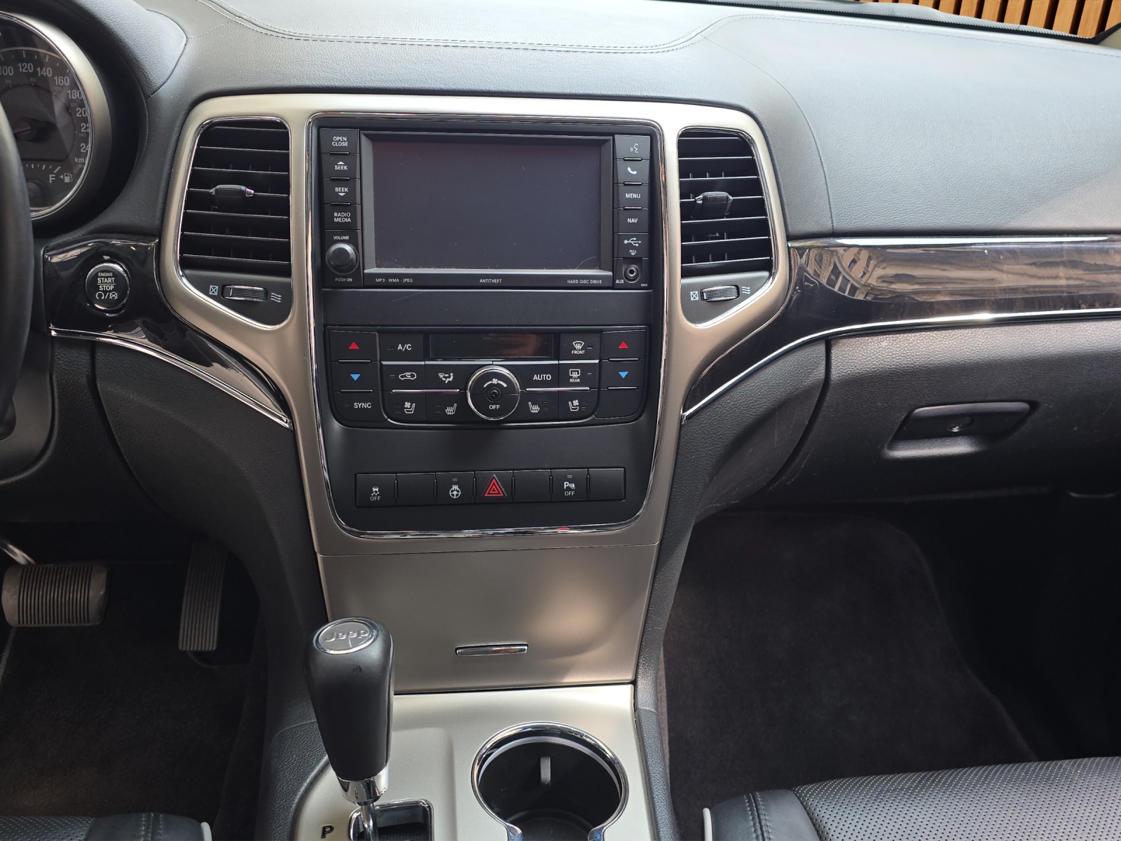 JEEP Grand Cherokee 3.0 CRD Overland Automatic-image-13