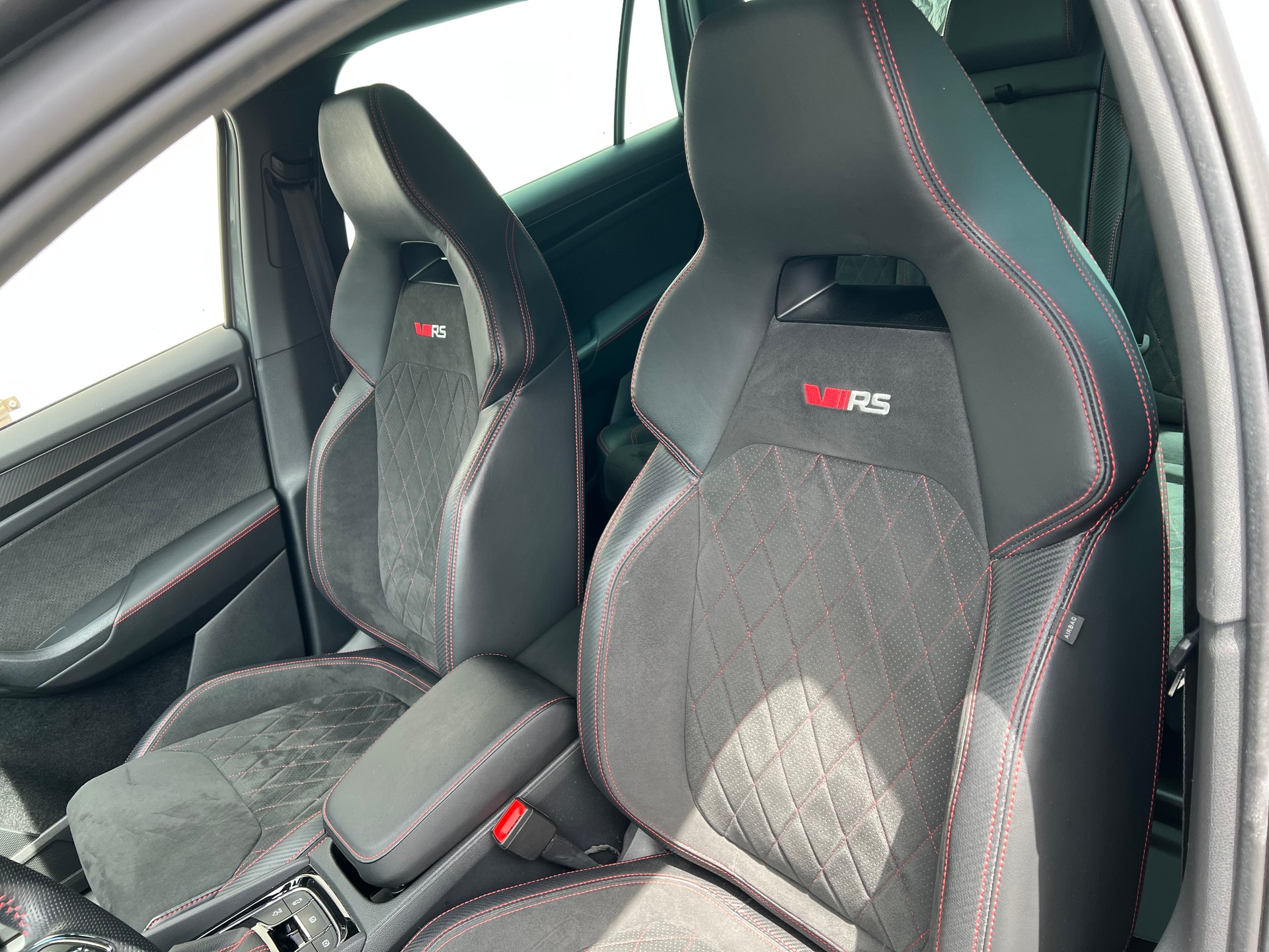 SKODA 2.0 TSI RS DSG-image-3