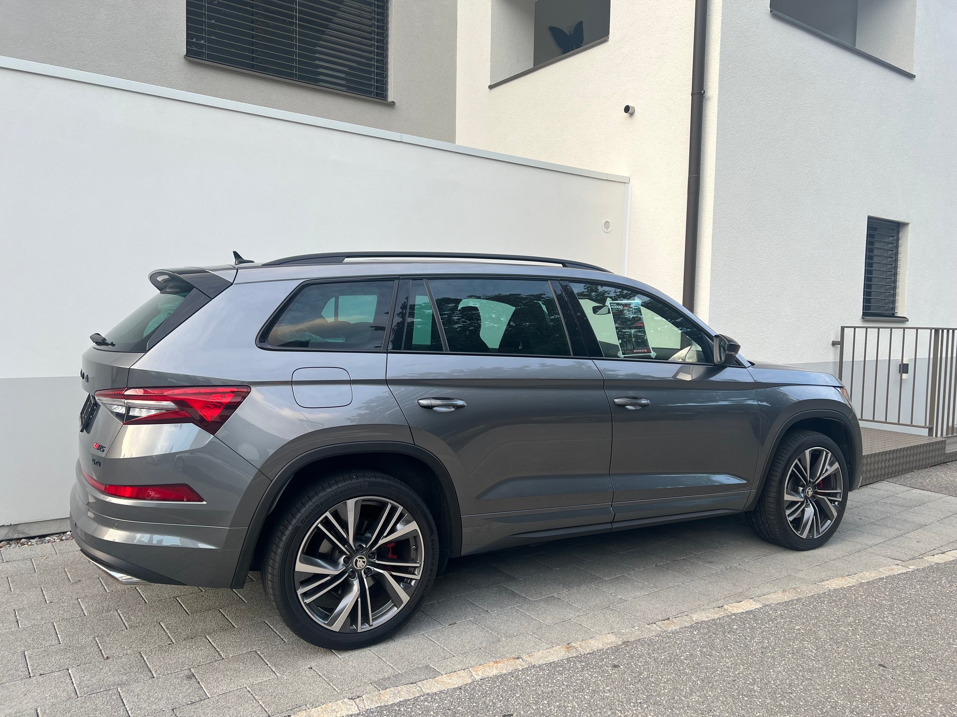 SKODA 2.0 TSI RS DSG-image-2
