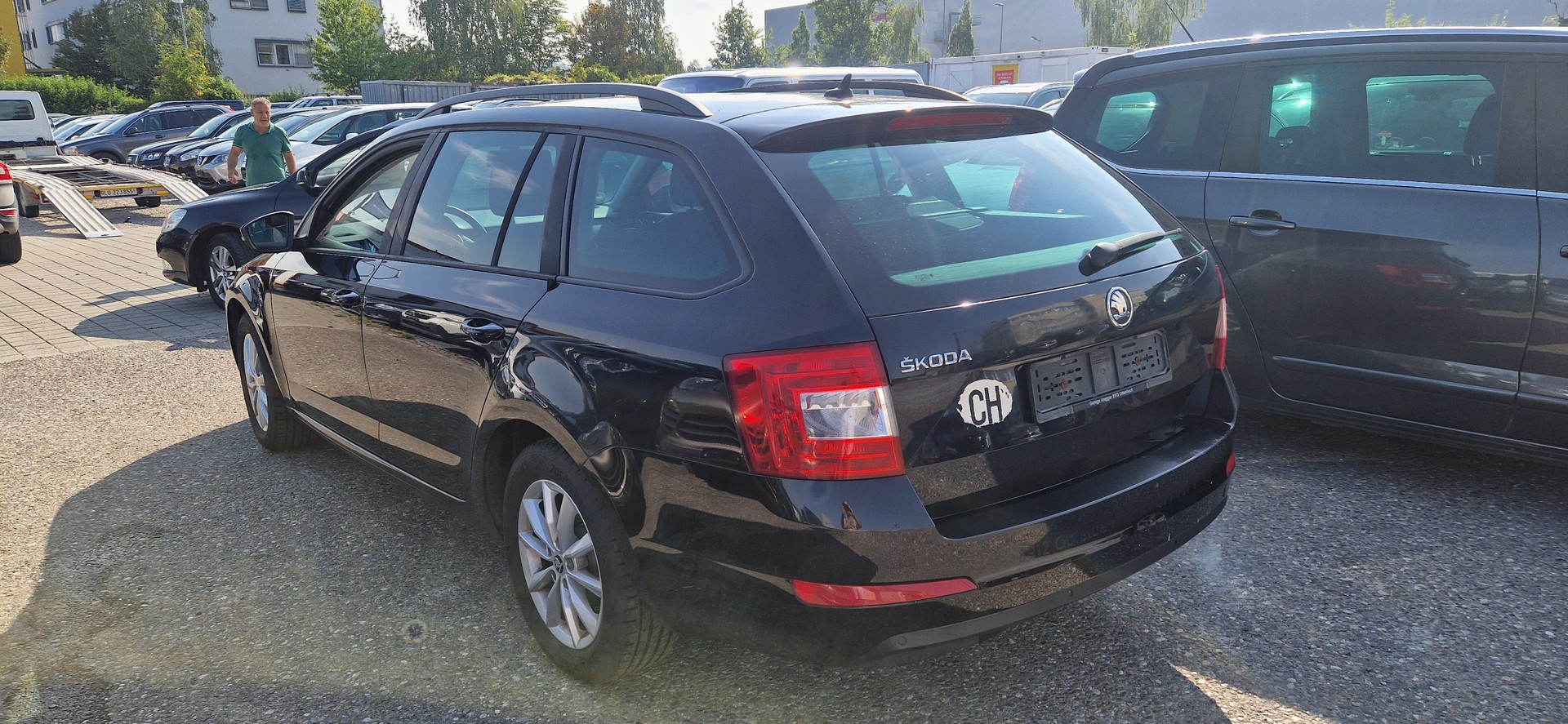 SKODA Octavia Combi 1.8 TSI Elegance 4x4 DSG-image-4