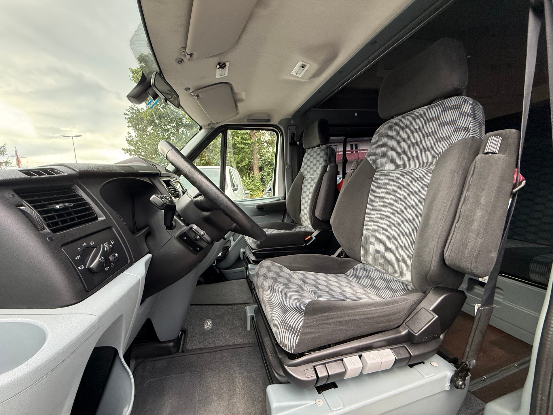 FORD Transit Westfalia Nugget Hochdach-image-8