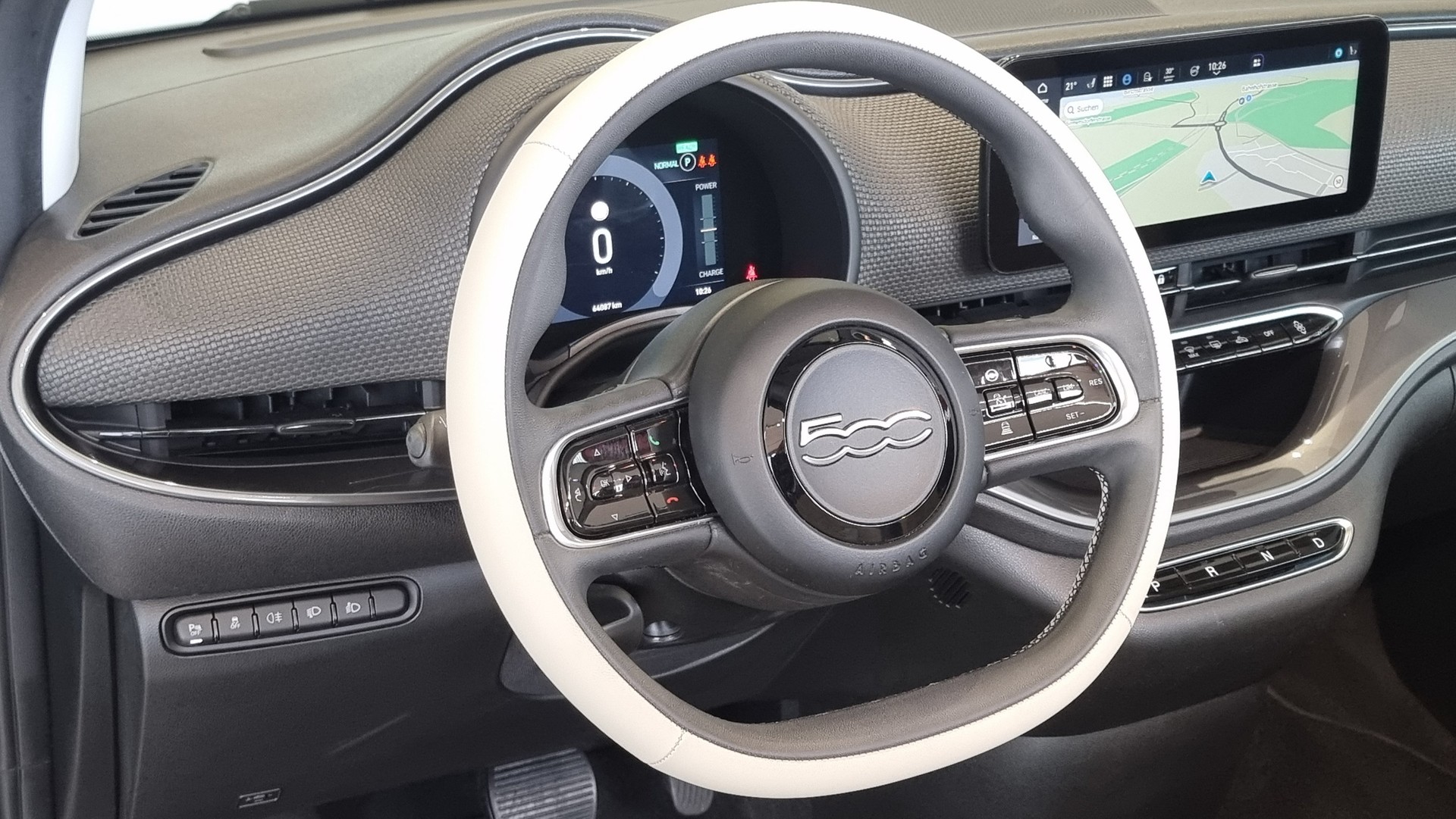FIAT 500 Cabrio La Prima-image-11