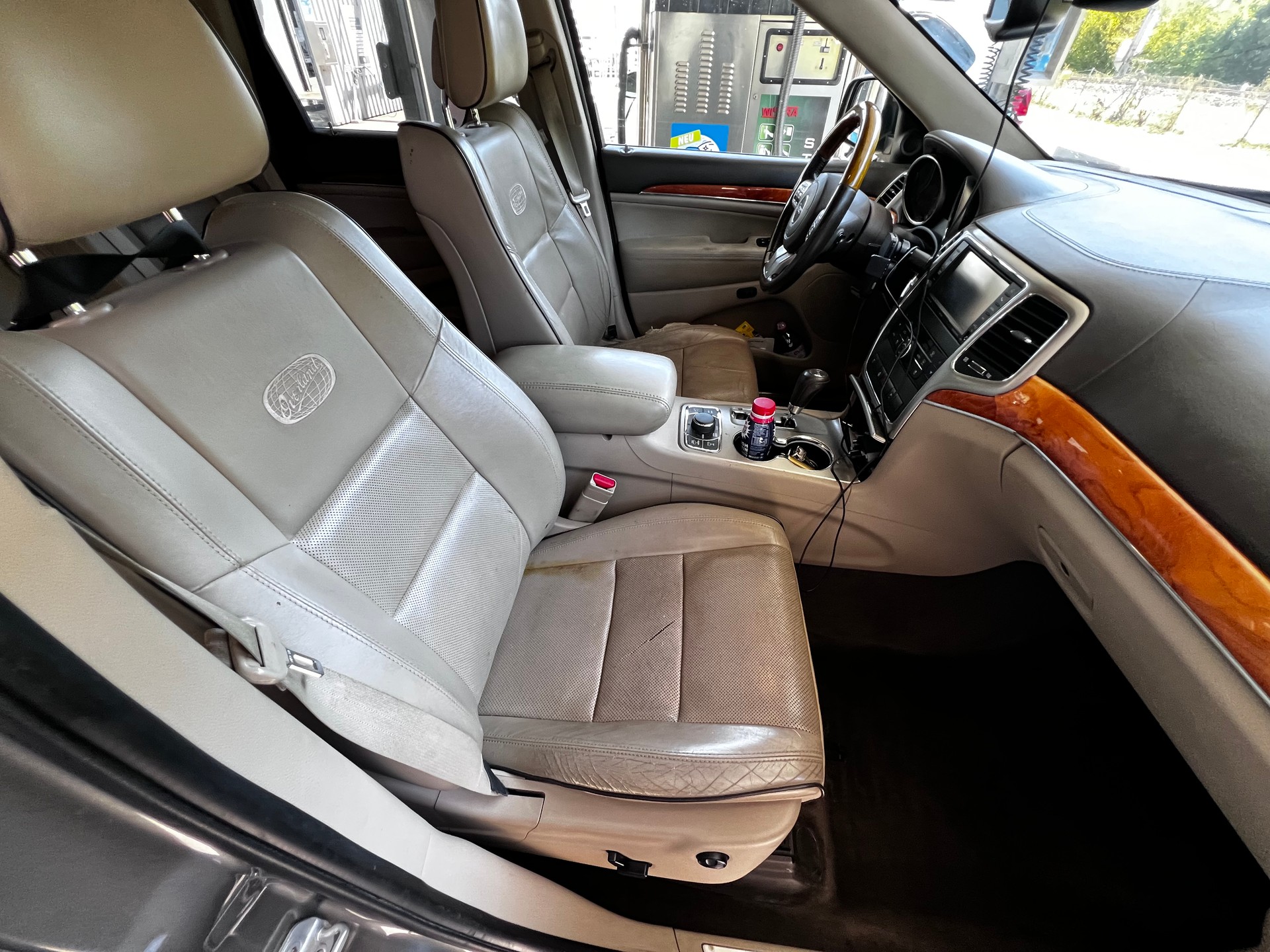 JEEP Grand Cherokee 3.0 CRD Overland Automatic-image-14