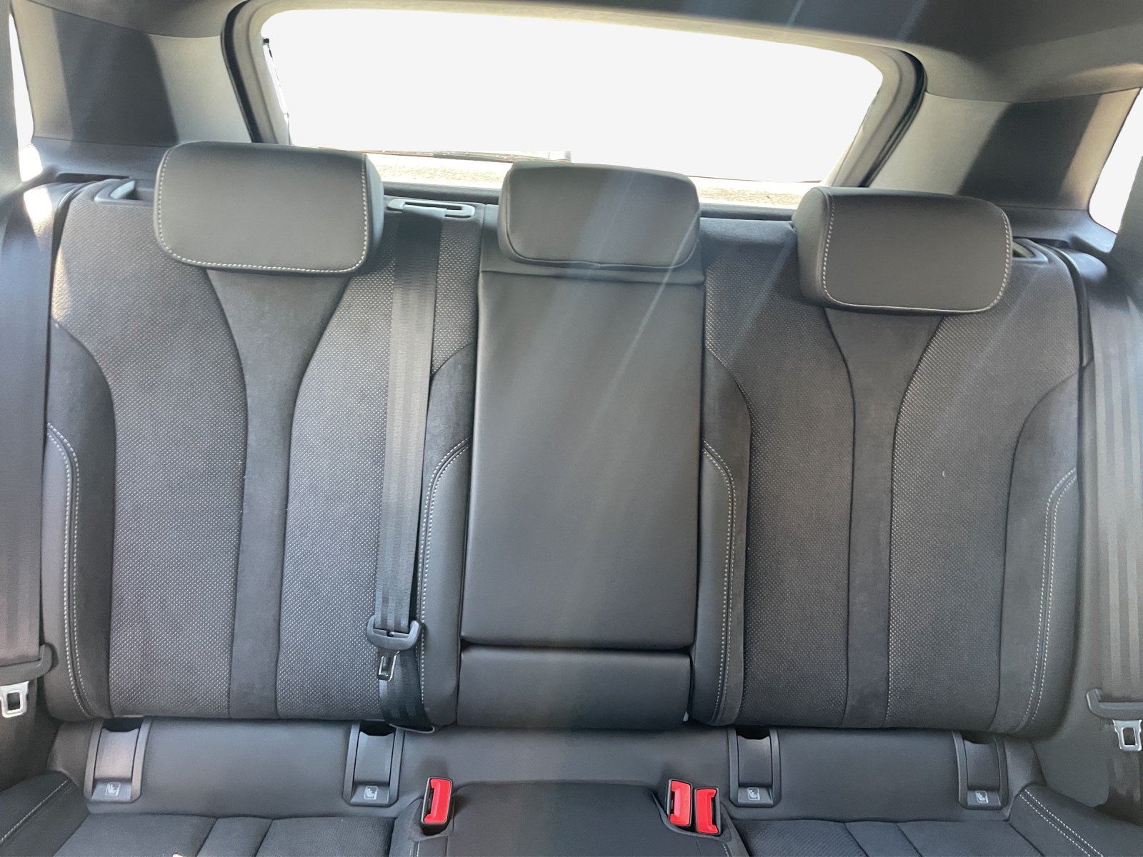 SKODA Elroq 85x Sportline 4x4-image-8