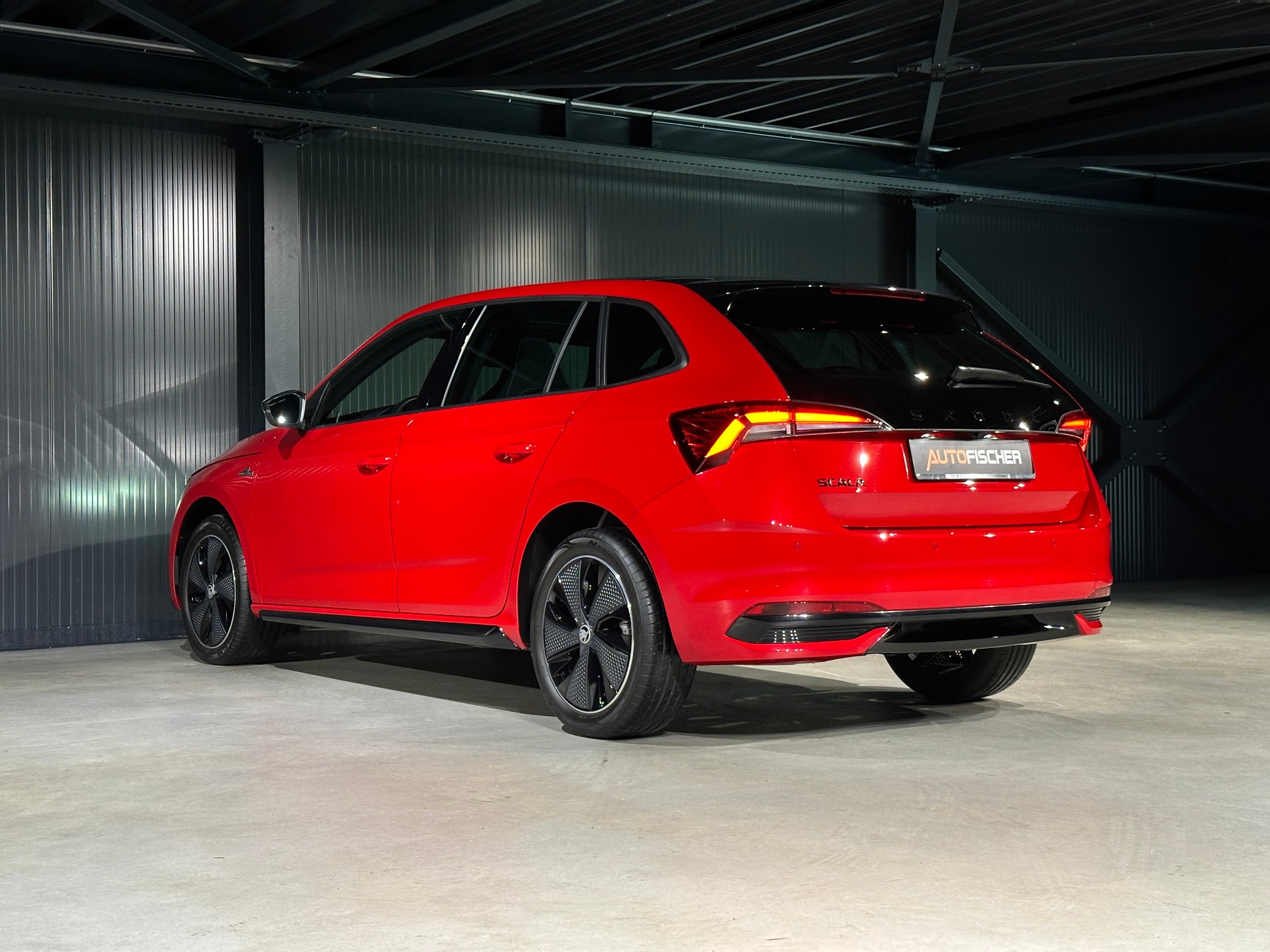 SKODA Scala 1.5 TSI Monte Carlo DSG-image-7