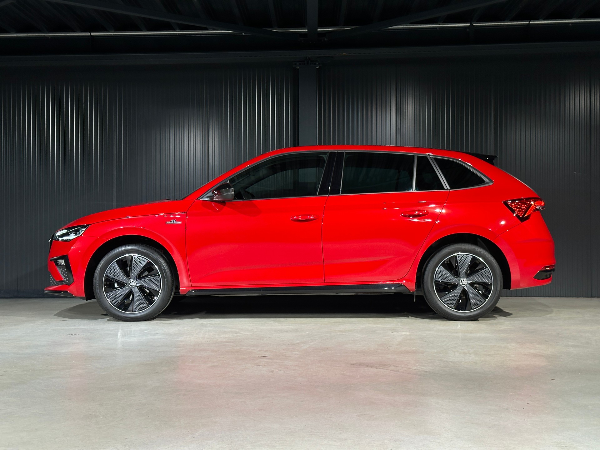 SKODA Scala 1.5 TSI Monte Carlo DSG-image-8