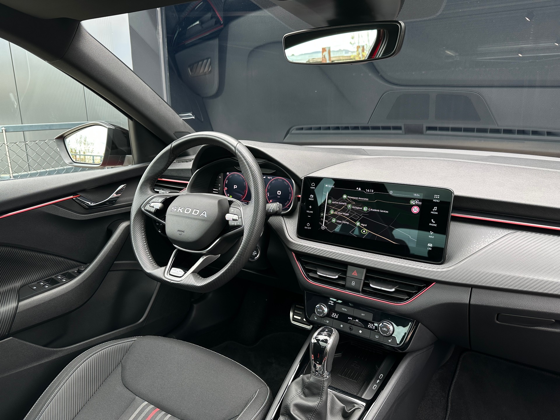 SKODA Scala 1.5 TSI Monte Carlo DSG-image-13