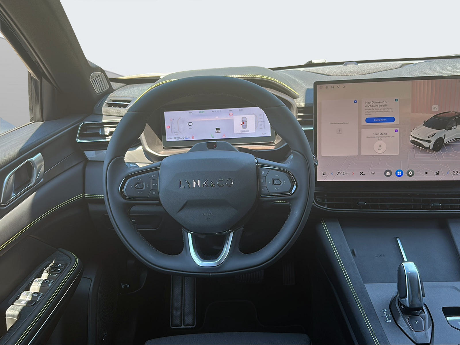 LYNK & CO 01 1.5 PHEV More-image-15
