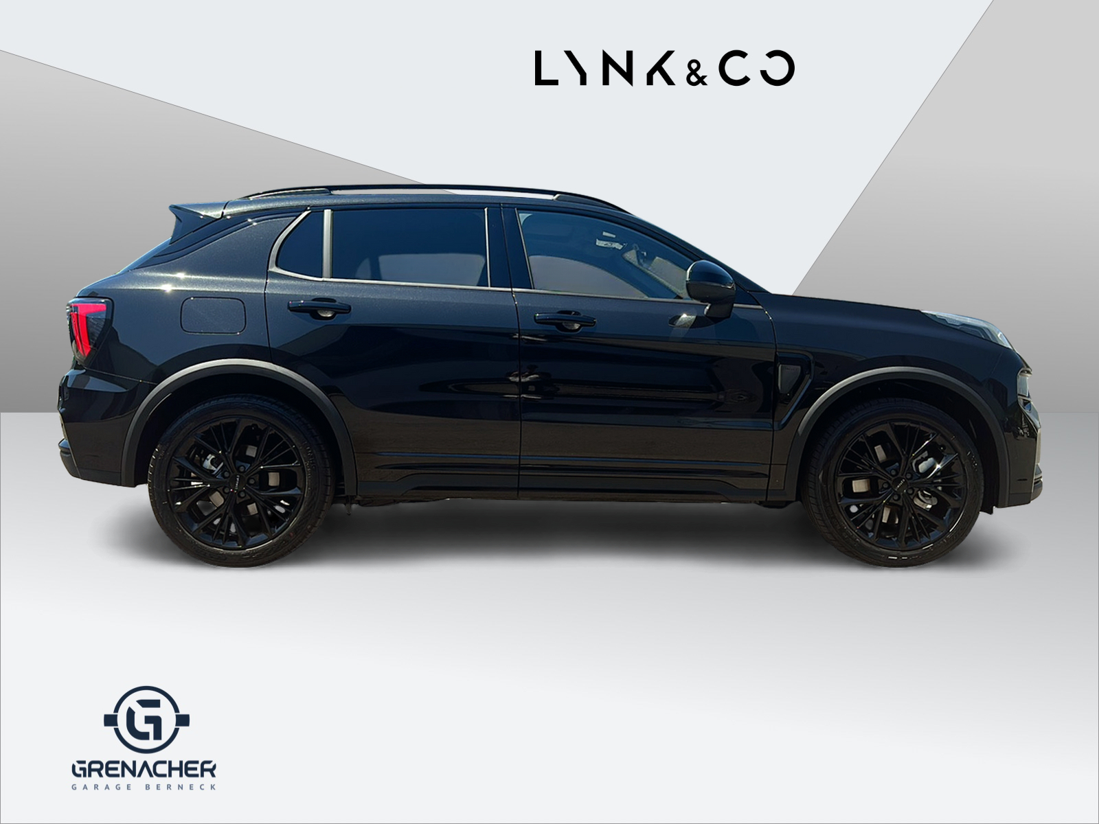 LYNK & CO 01 1.5 PHEV More-showroom-element-2