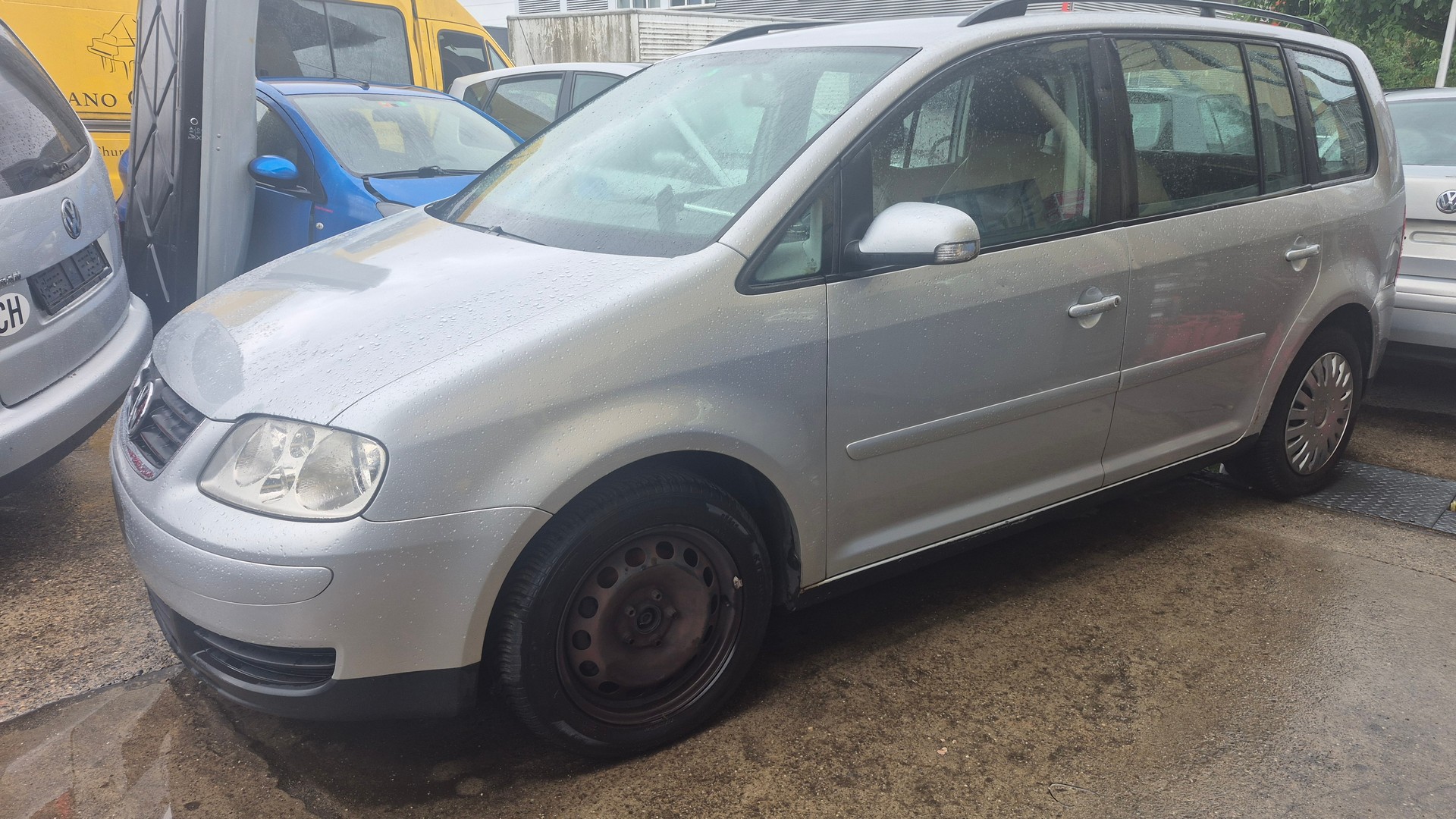 VW Touran 1.9 TDI Trendline-image-0