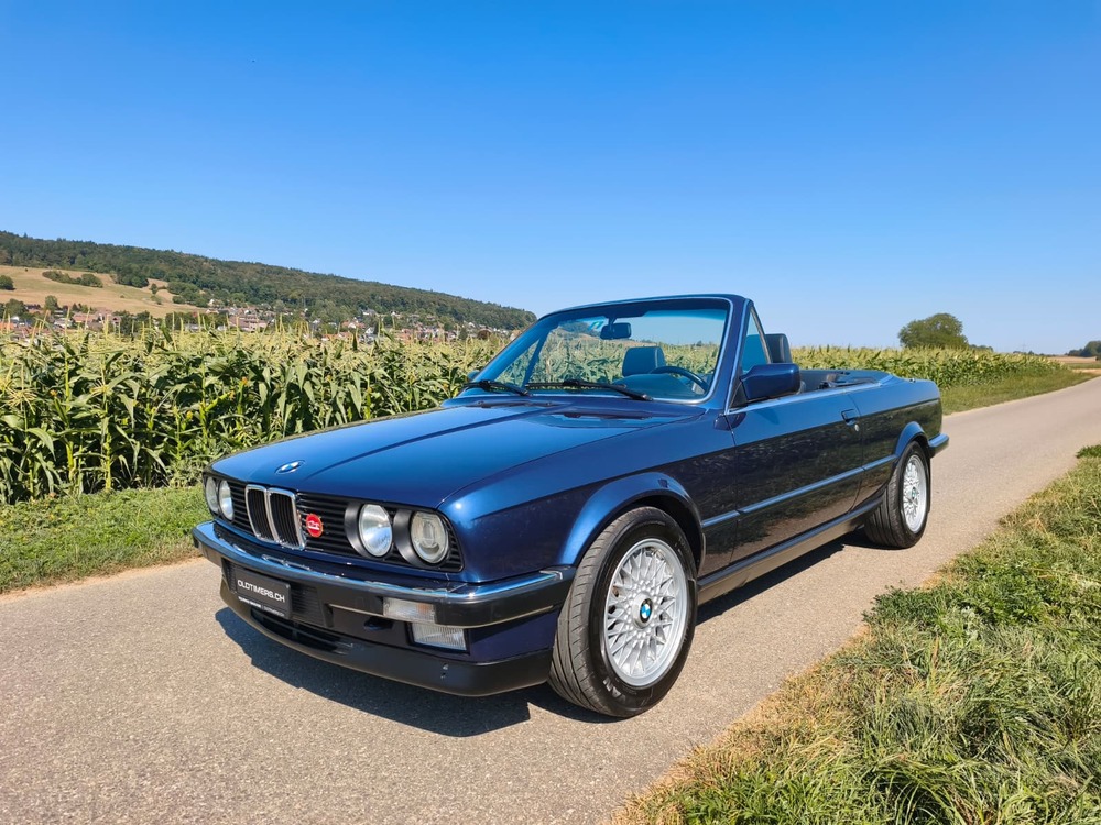 BMW 325i Cabrio-image-0
