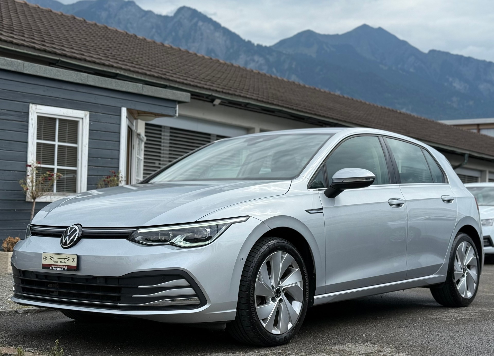 VW Golf VIII 2.0 TDI Style DSG-image-1