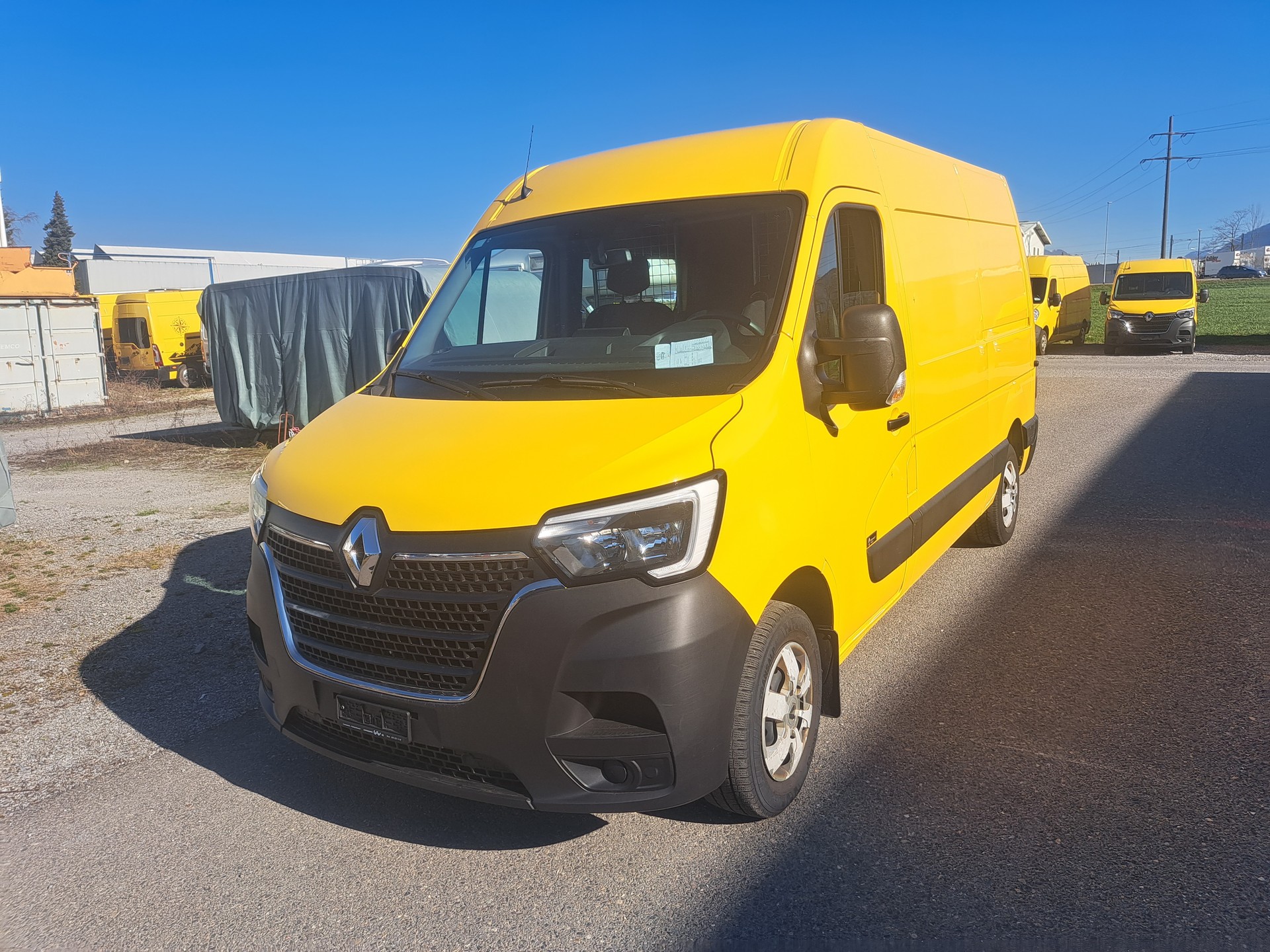 RENAULT Master T35 2.3dCi 135 L3H2-image-0