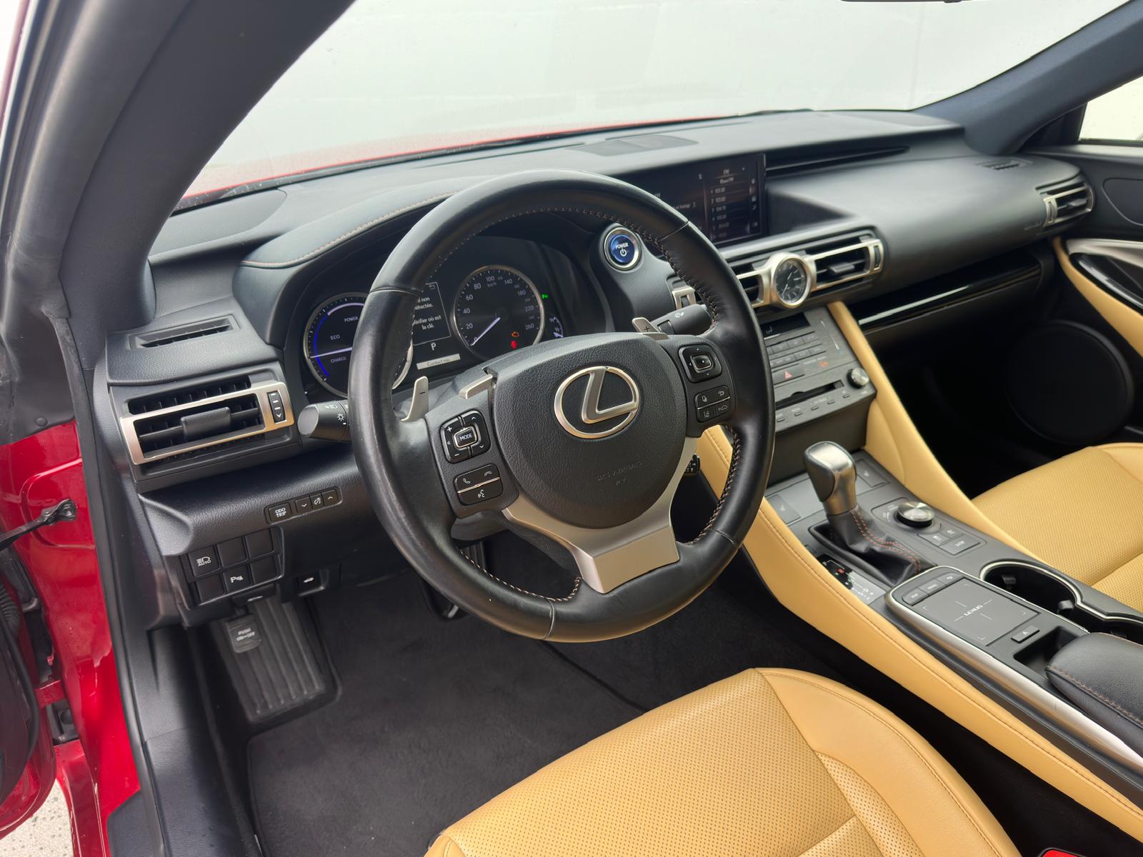 LEXUS RC 300h Comfort CVT-image-6
