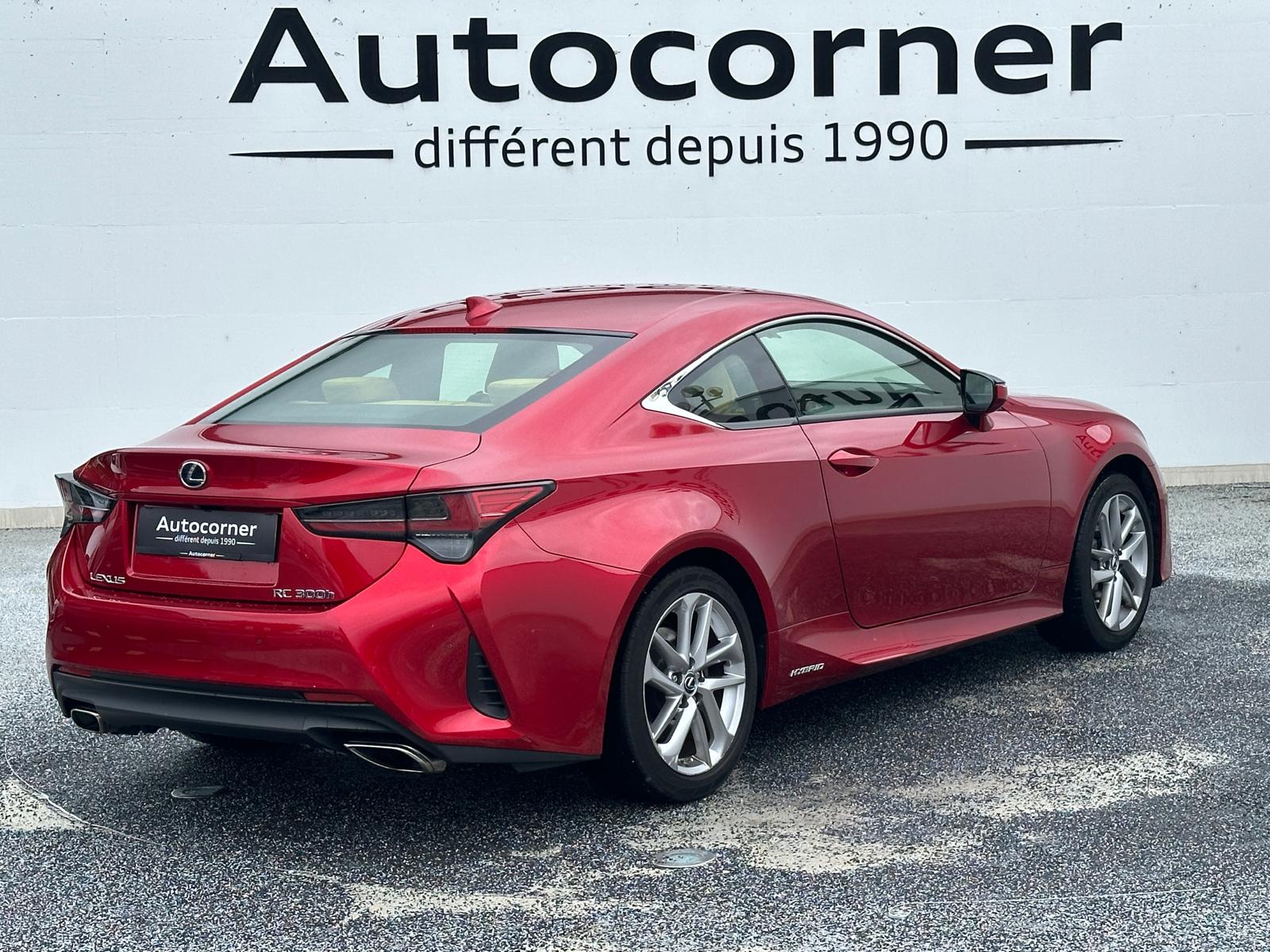 LEXUS RC 300h Comfort CVT-image-5