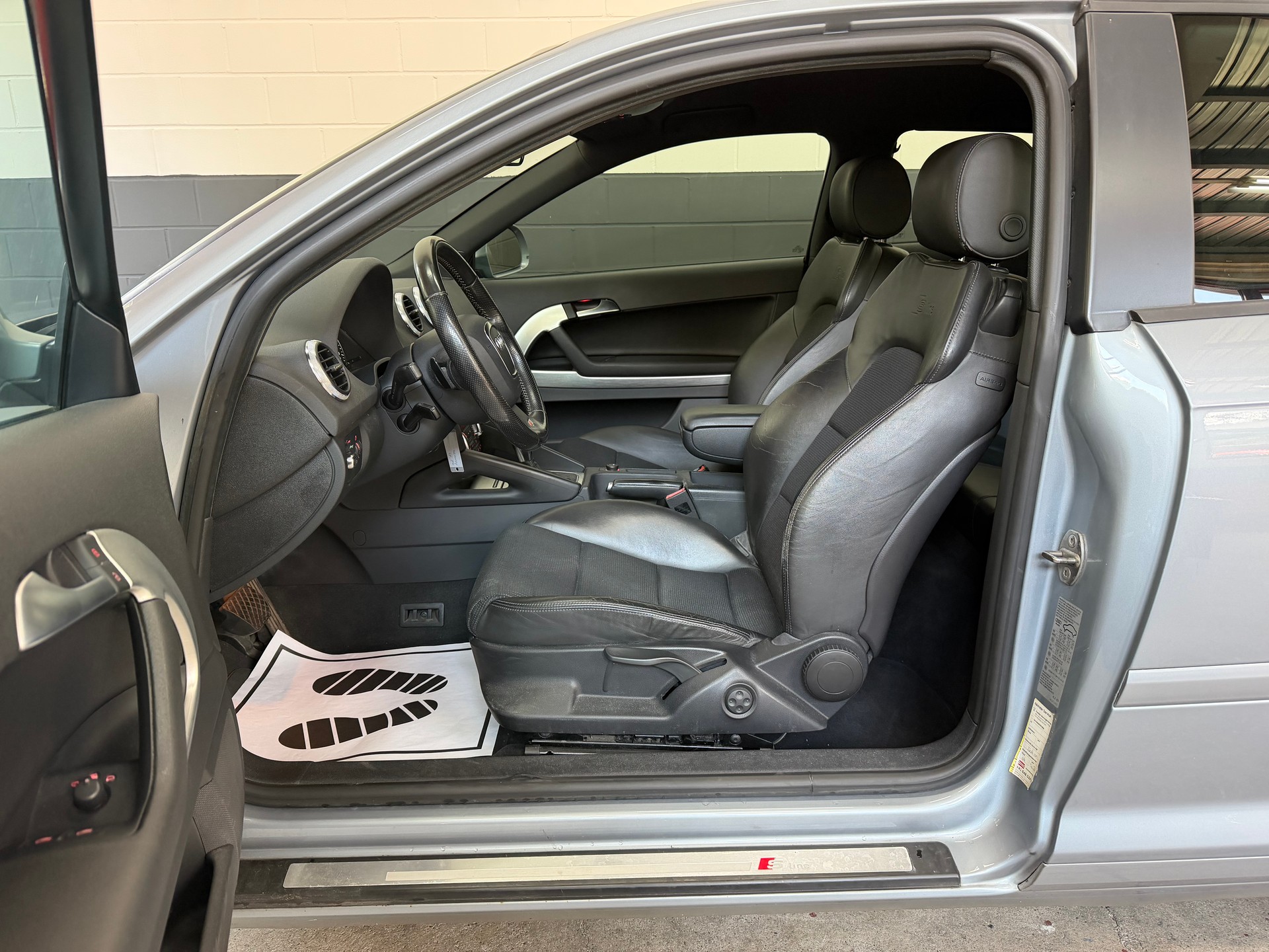 AUDI A3 2.0 TFSI Ambition S-tronic //NEU AB MFK!-image-9