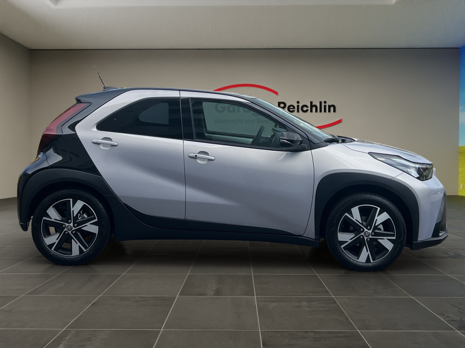TOYOTA Aygo X 1.5 VVT-i HSD Trend-image-5