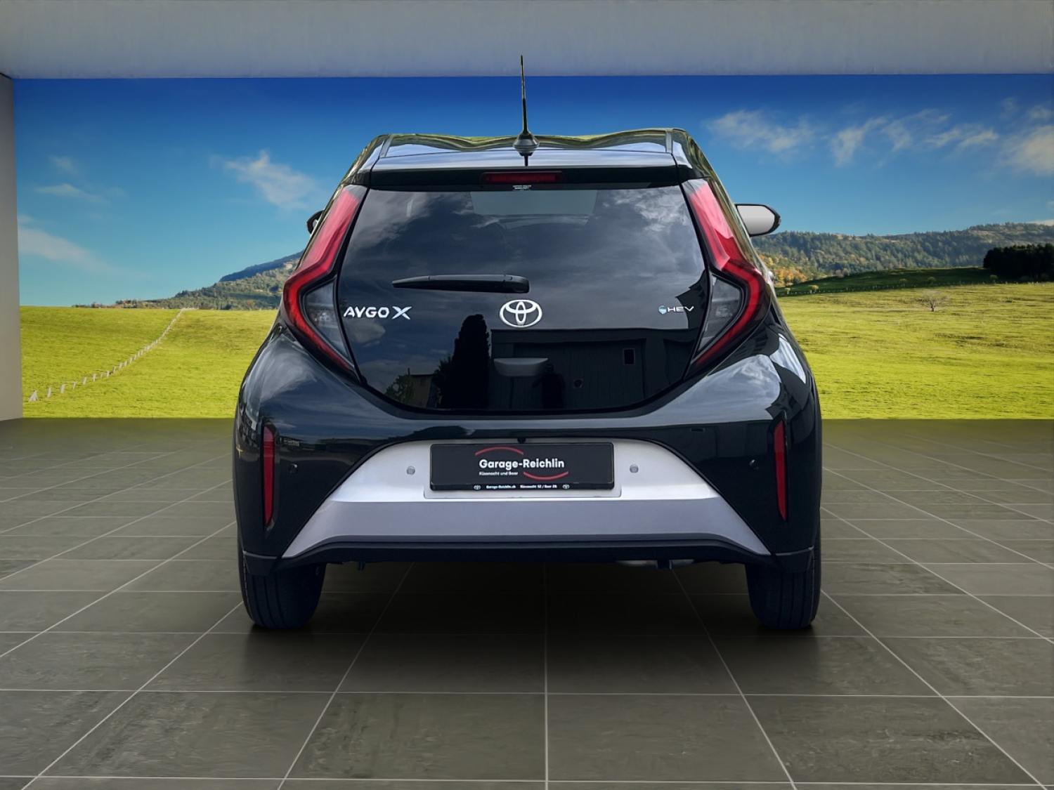 TOYOTA Aygo X 1.5 VVT-i HSD Trend-image-3