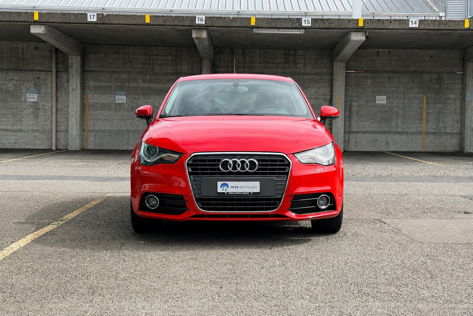 AUDI A1 Sportback 1.4 TFSI Attraction aus 1. Hand-image-12