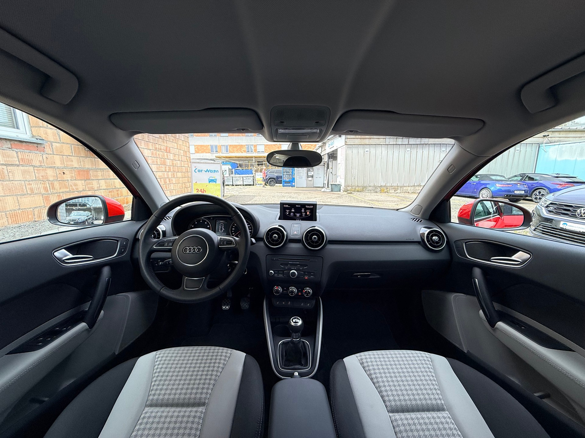 AUDI A1 Sportback 1.4 TFSI Attraction aus 1. Hand-image-21