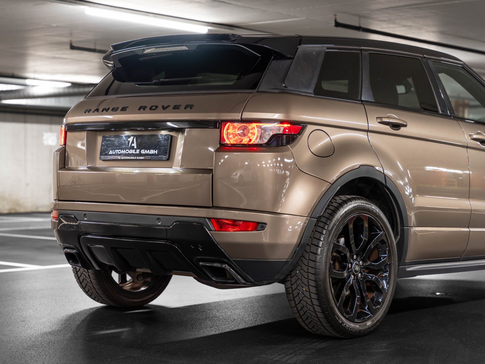 LAND ROVER Range Rover Evoque 2.0 Si4 Autobiography AT9-image-9