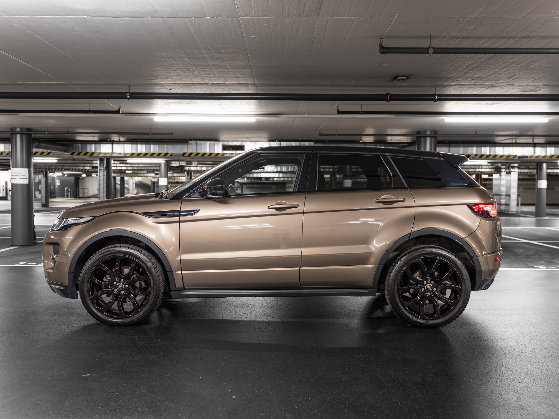 LAND ROVER Range Rover Evoque 2.0 Si4 Autobiography AT9-image-5