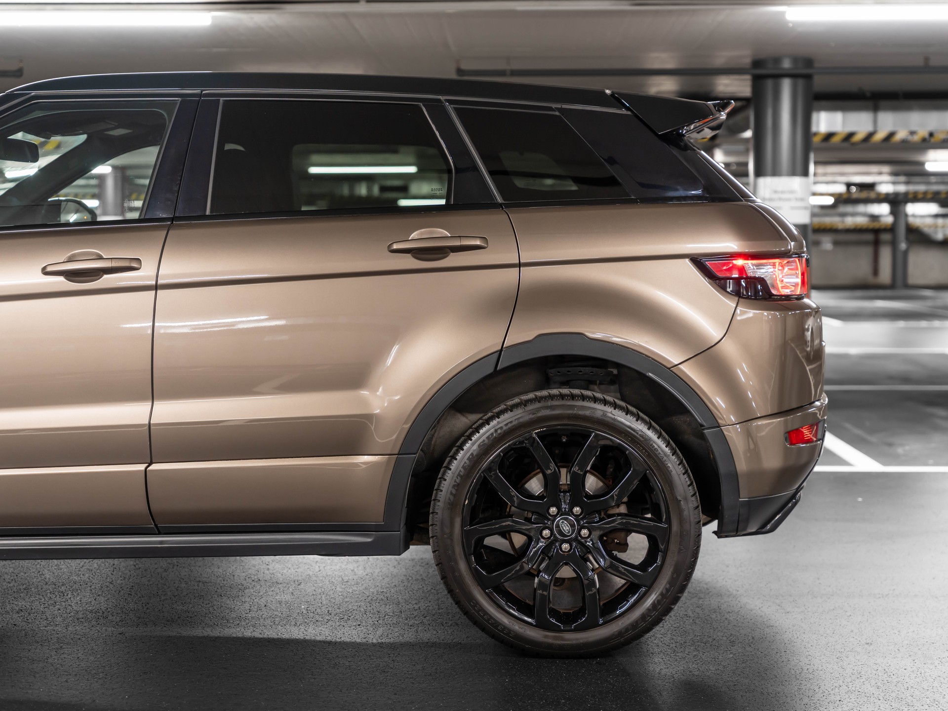 LAND ROVER Range Rover Evoque 2.0 Si4 Autobiography AT9-image-4