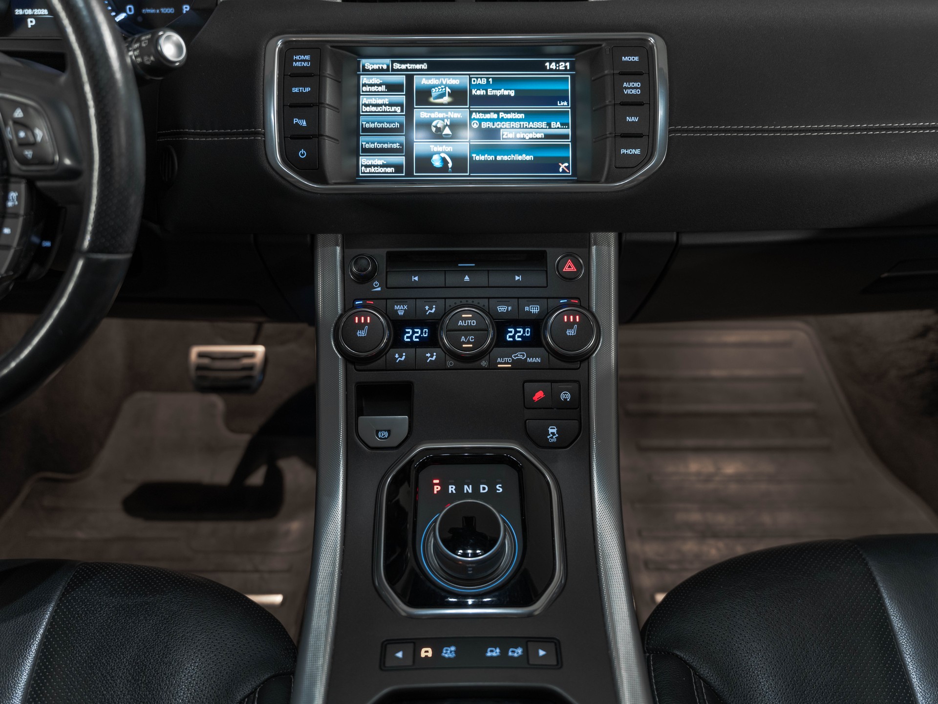 LAND ROVER Range Rover Evoque 2.0 Si4 Autobiography AT9-image-23