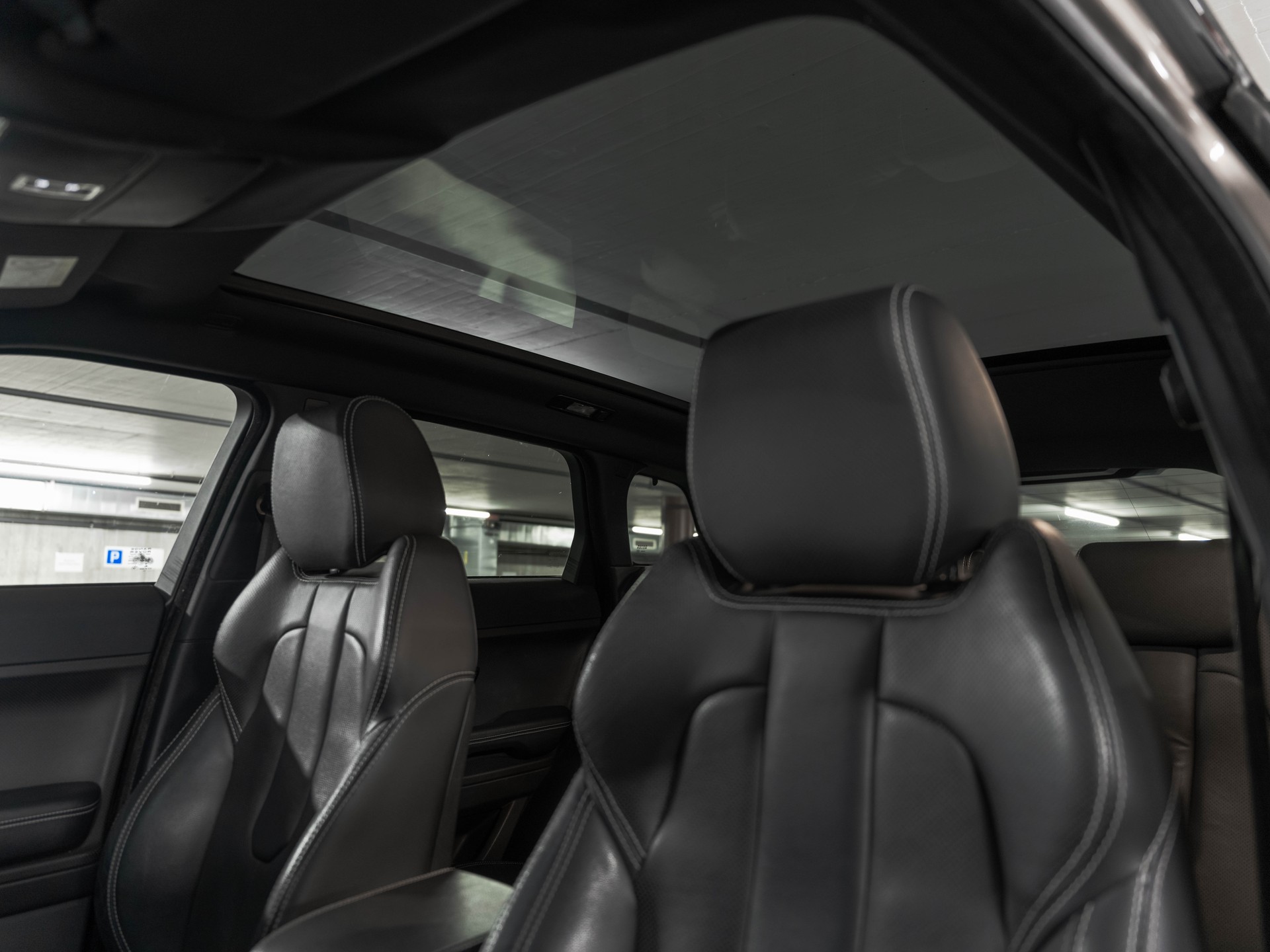 LAND ROVER Range Rover Evoque 2.0 Si4 Autobiography AT9-image-28