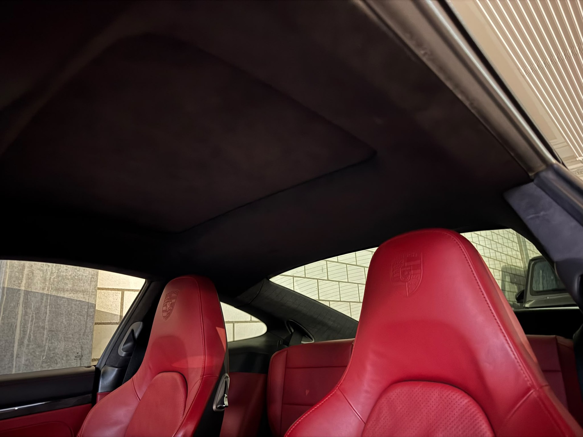 PORSCHE 911 Turbo S PDK-image-5