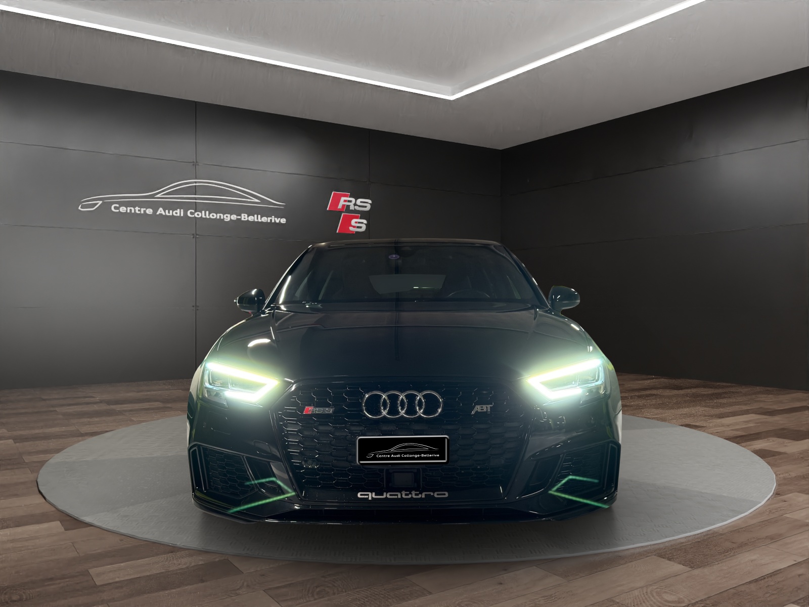 AUDI RS3 Sportback 2.5 TSI quattro S-tronic-image-1